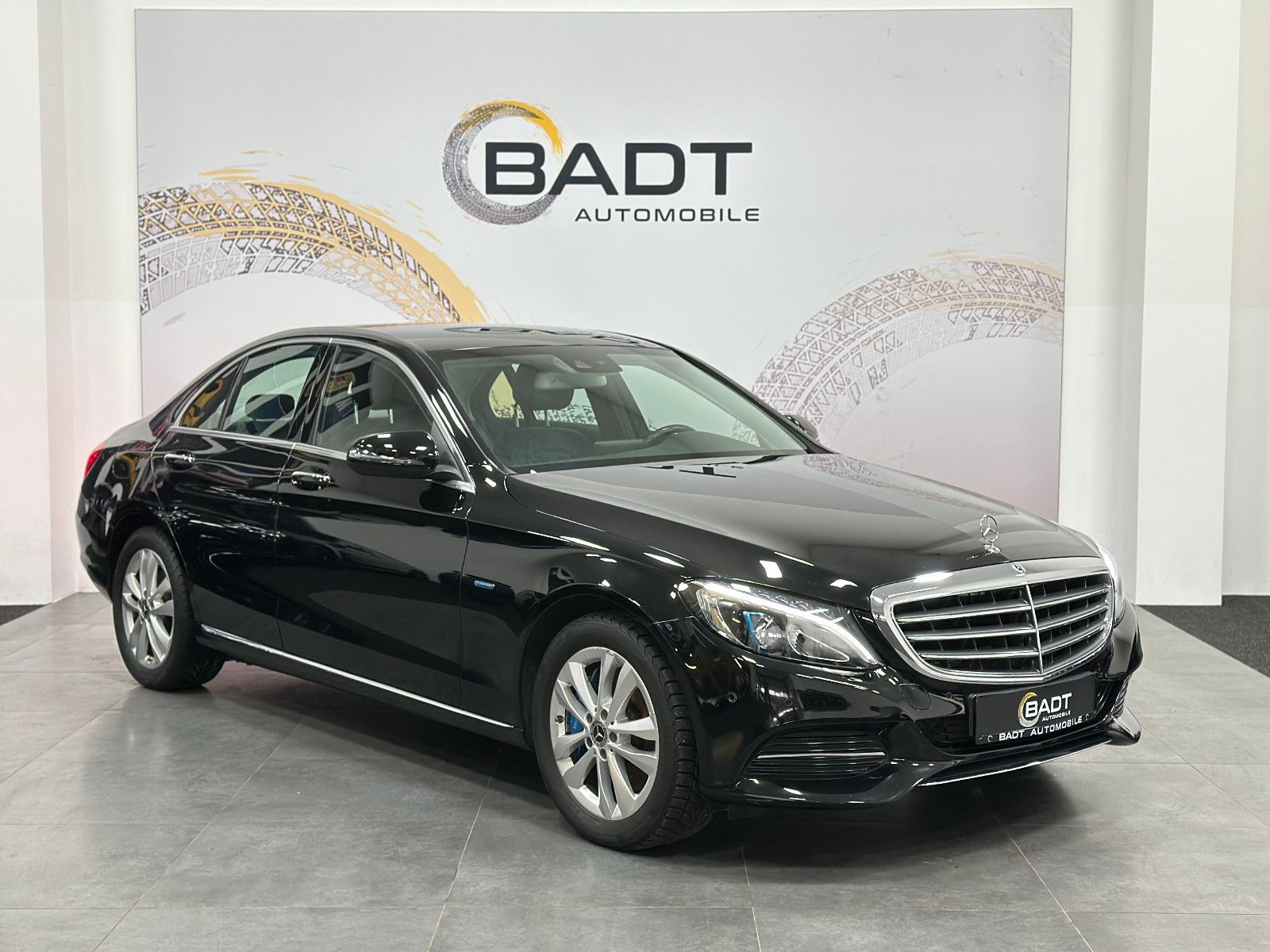 Fahrzeugabbildung Mercedes-Benz C 350 e Limousine*Totwinkel*Standheizung*