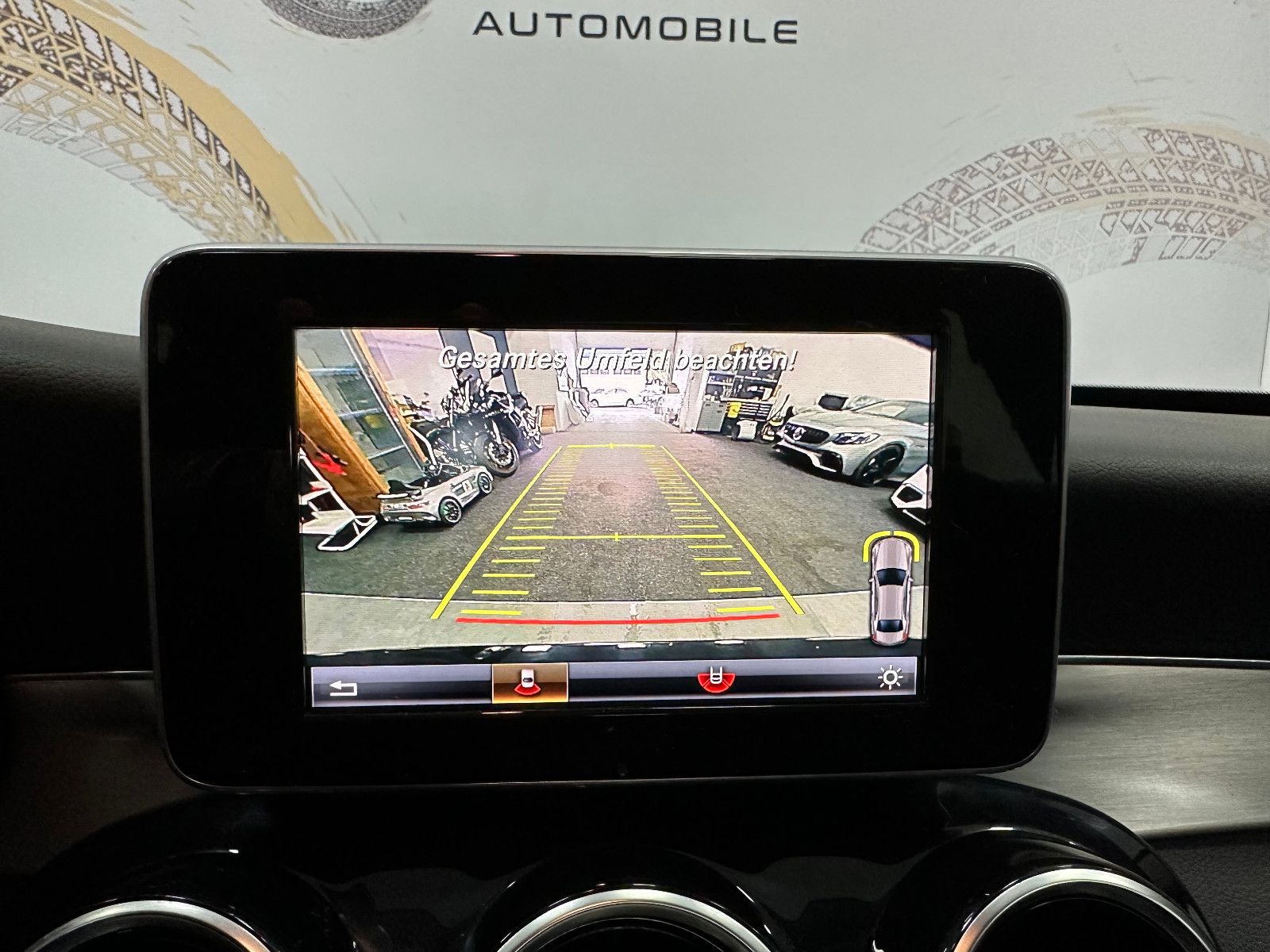 Fahrzeugabbildung Mercedes-Benz C 350 e Limousine*Totwinkel*Standheizung*