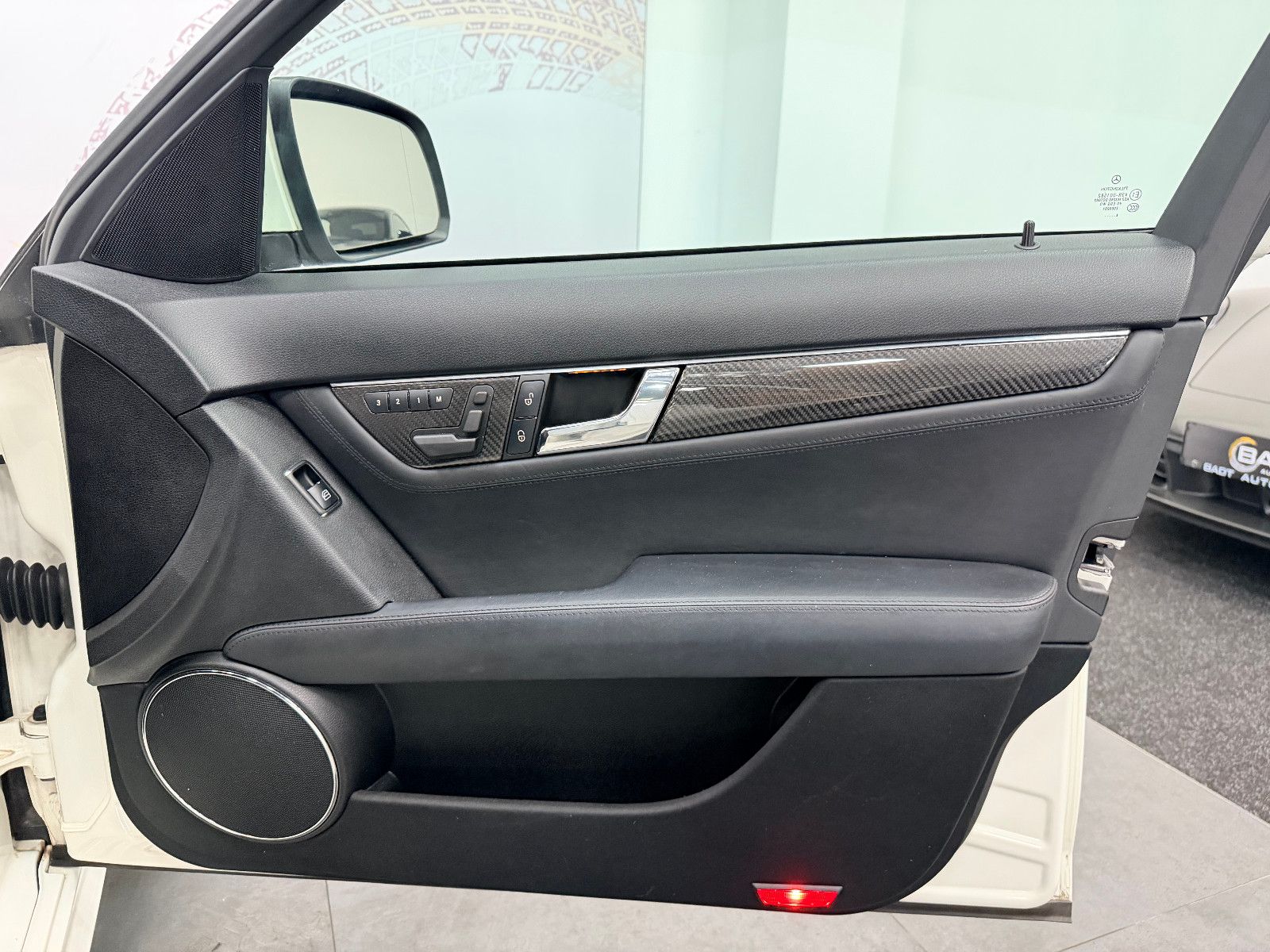 Fahrzeugabbildung Mercedes-Benz C 63 AMG Performance Package P30 Sperrdiff.