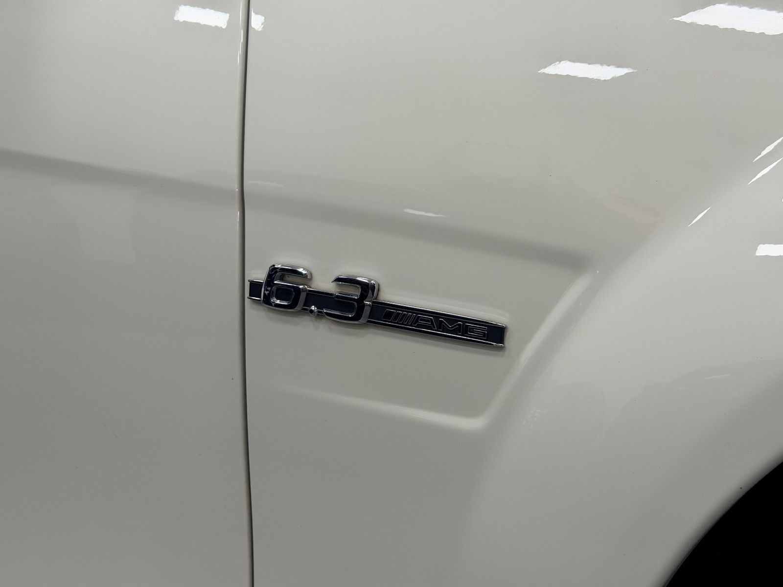 Fahrzeugabbildung Mercedes-Benz C 63 AMG Performance Package P30 Sperrdiff.