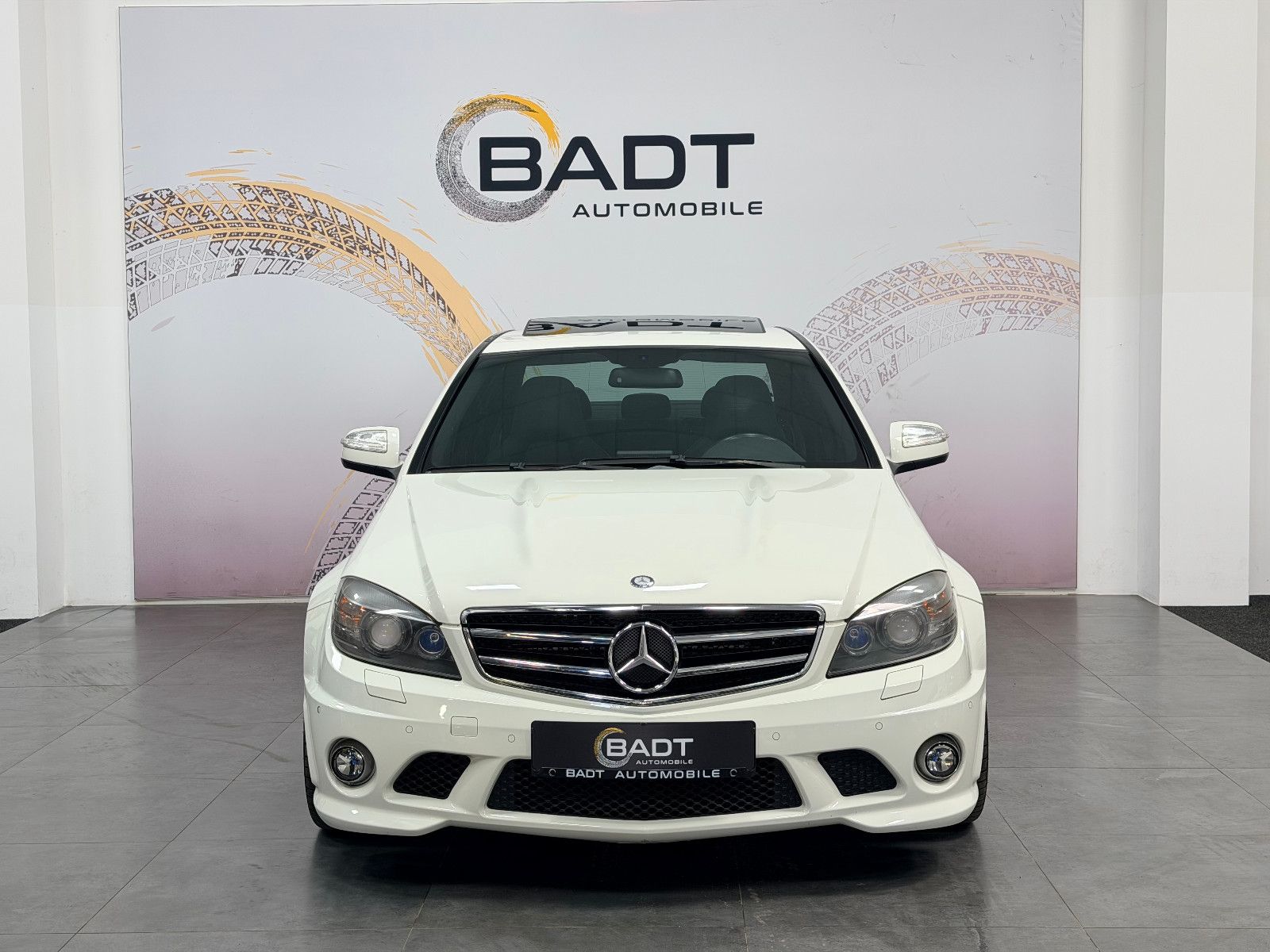 Fahrzeugabbildung Mercedes-Benz C 63 AMG Performance Package P30 Sperrdiff.