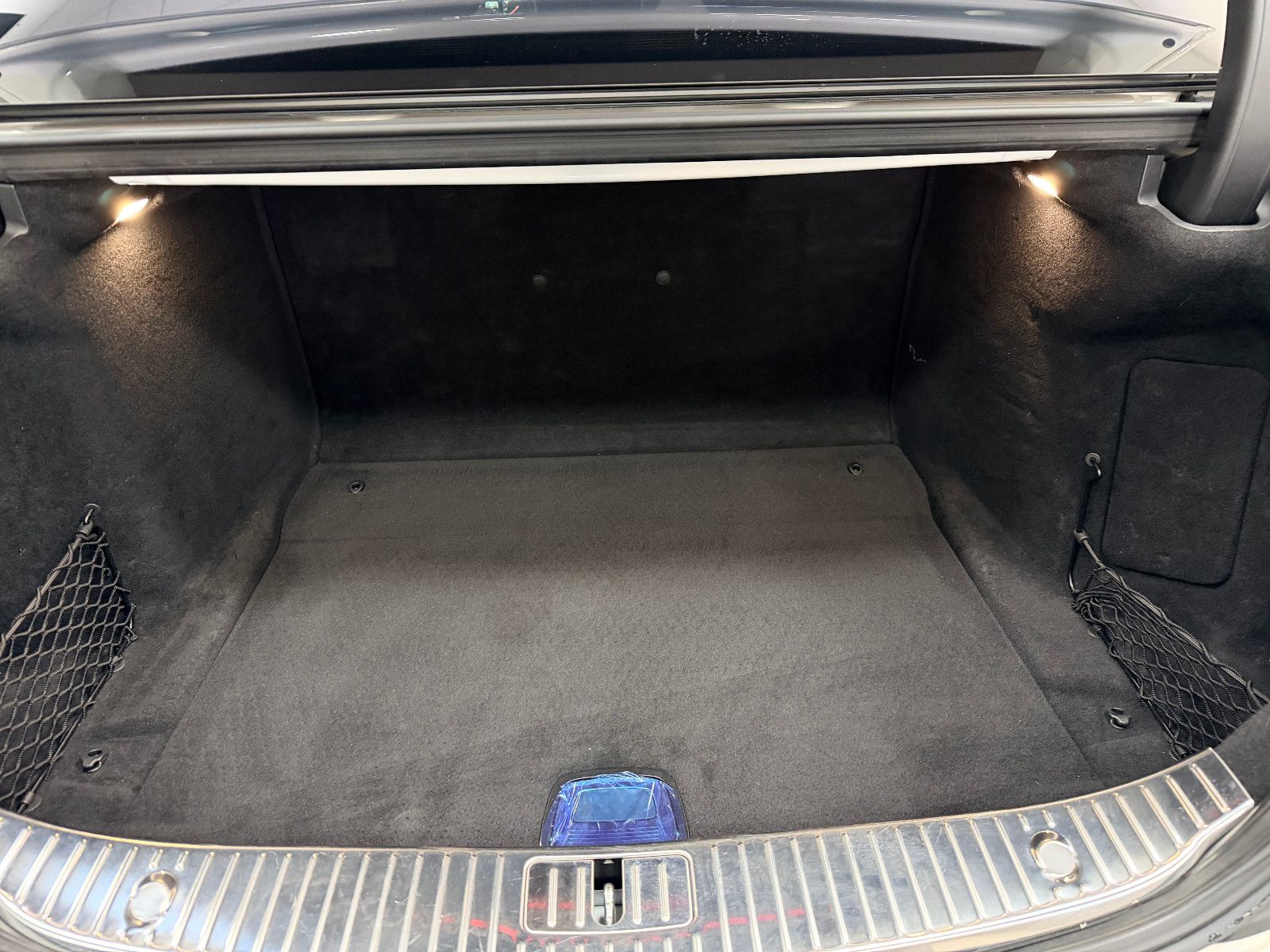 Fahrzeugabbildung Mercedes-Benz S 63 AMG 4Matic+ L *PANO*HUD*360°*DTR*SOFTCLOSE*