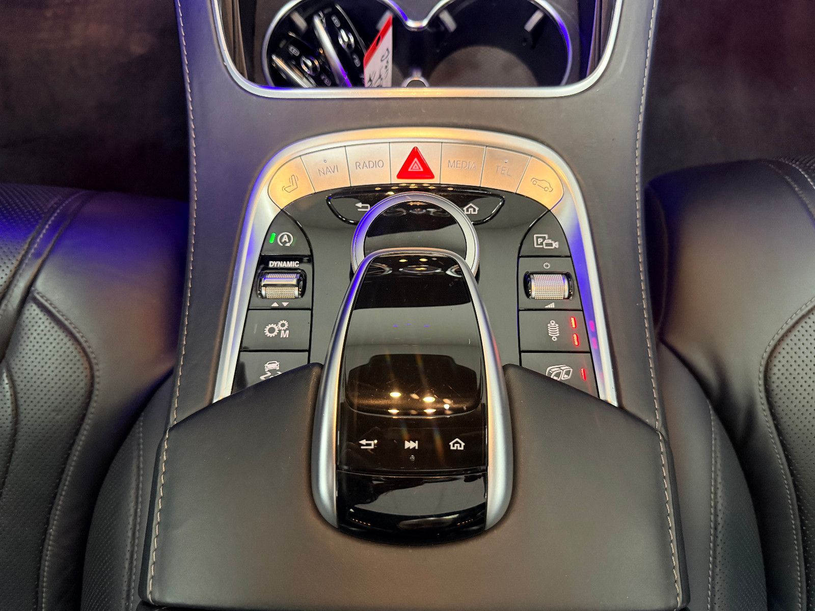 Fahrzeugabbildung Mercedes-Benz S 63 AMG 4Matic+ L *PANO*HUD*360°*DTR*SOFTCLOSE*