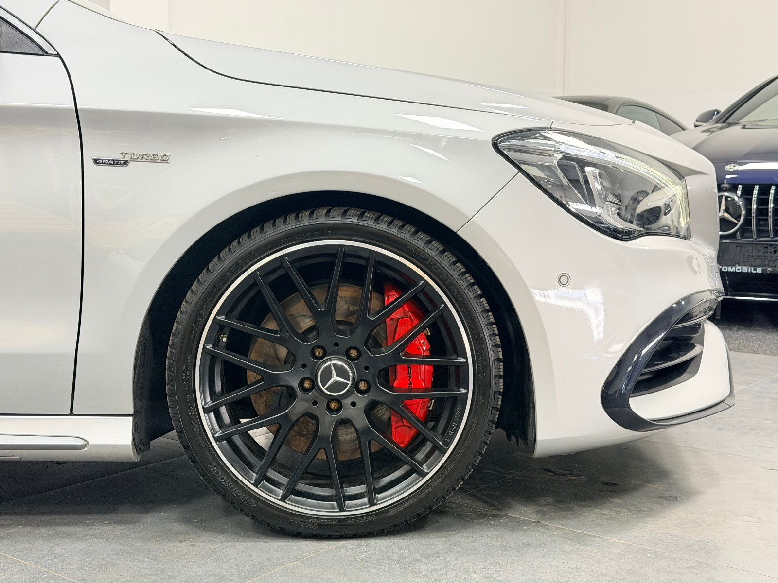 Fahrzeugabbildung Mercedes-Benz CLA 45 AMG 4Matic Limousine PANORAMA