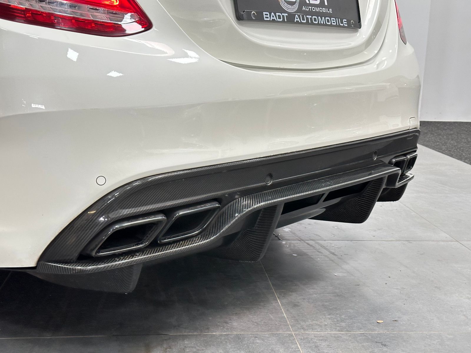 Fahrzeugabbildung Mercedes-Benz C 63 S AMG *CARBON 2*PANO*KLAPPE*MEMORY*BURMESTE