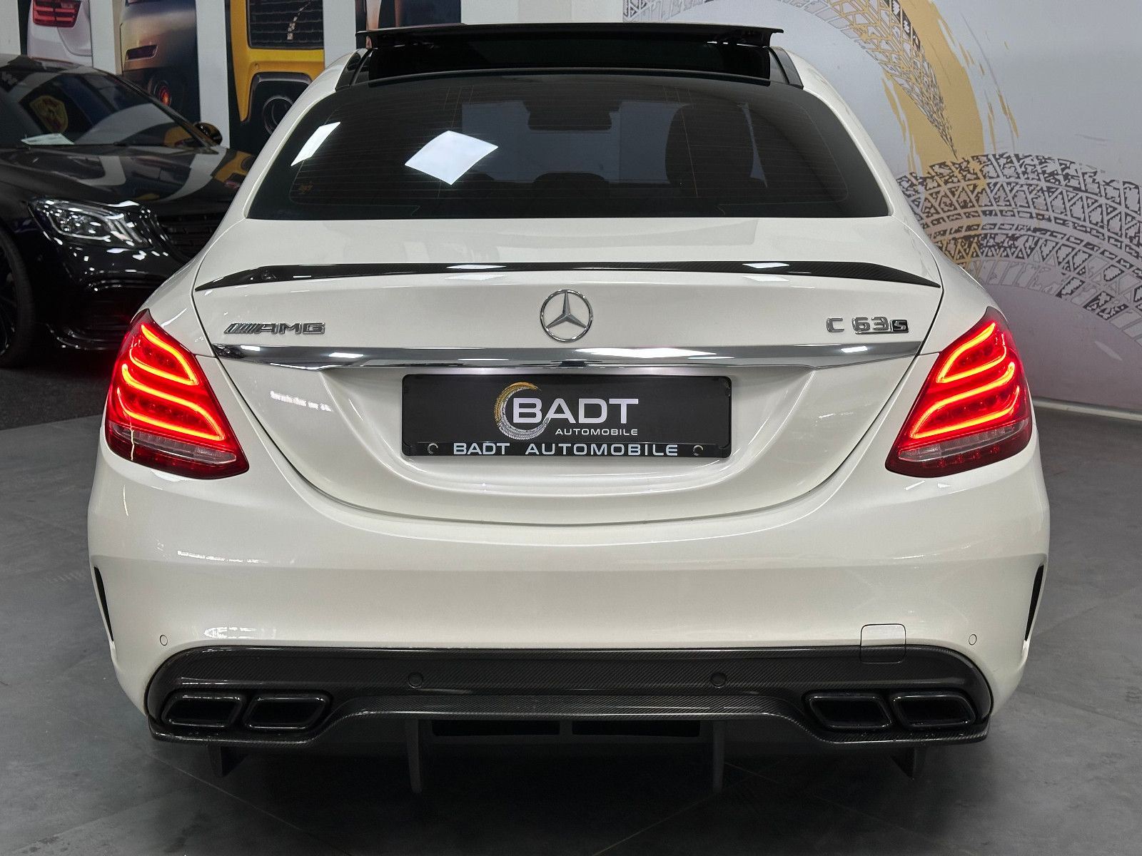 Fahrzeugabbildung Mercedes-Benz C 63 S AMG *CARBON 2*PANO*KLAPPE*MEMORY*BURMESTE