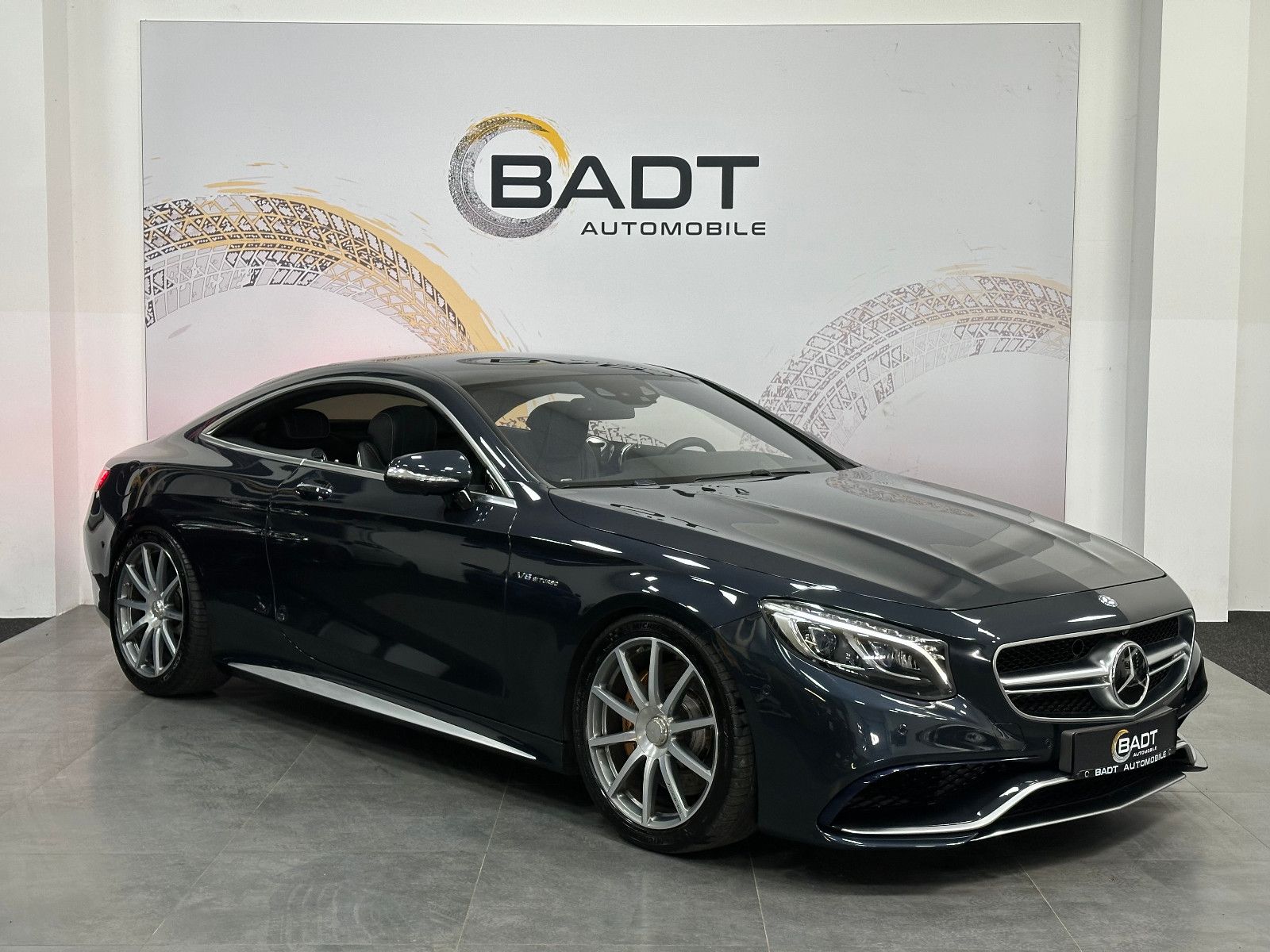 Fahrzeugabbildung Mercedes-Benz S 63 AMG Coupe 4Matic*3D BURMESTER*BREMSEN NEU*
