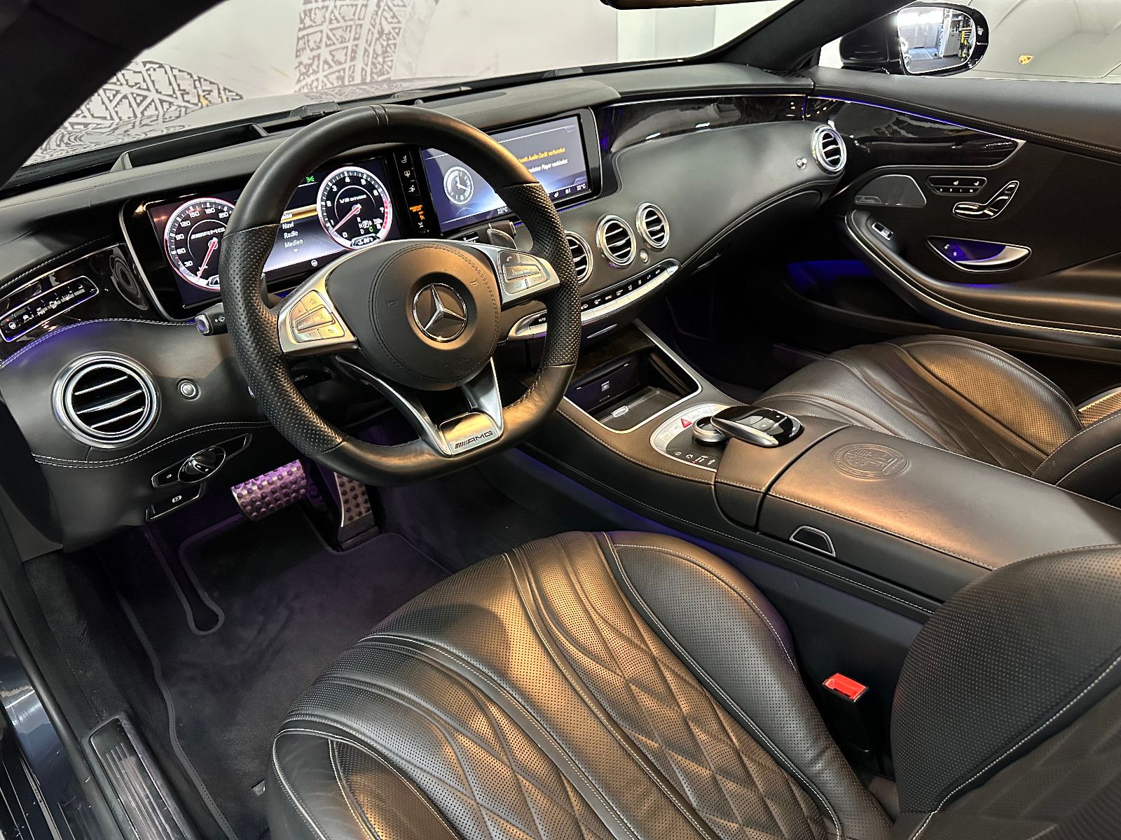 Fahrzeugabbildung Mercedes-Benz S 63 AMG Coupe 4Matic*3D BURMESTER*BREMSEN NEU*