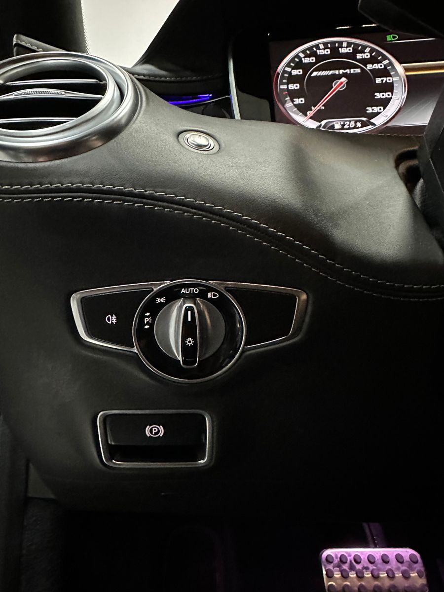 Fahrzeugabbildung Mercedes-Benz S 63 AMG Coupe 4Matic*3D BURMESTER*BREMSEN NEU*