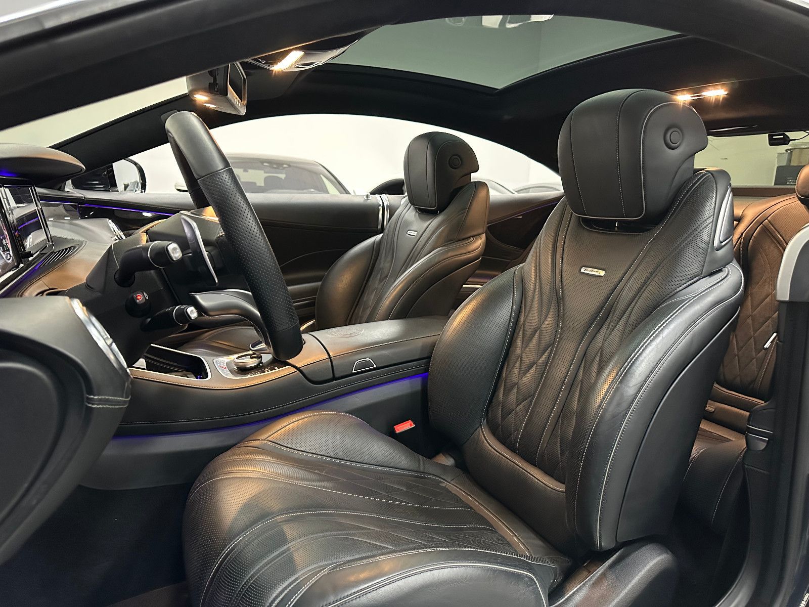 Fahrzeugabbildung Mercedes-Benz S 63 AMG Coupe 4Matic*3D BURMESTER*BREMSEN NEU*