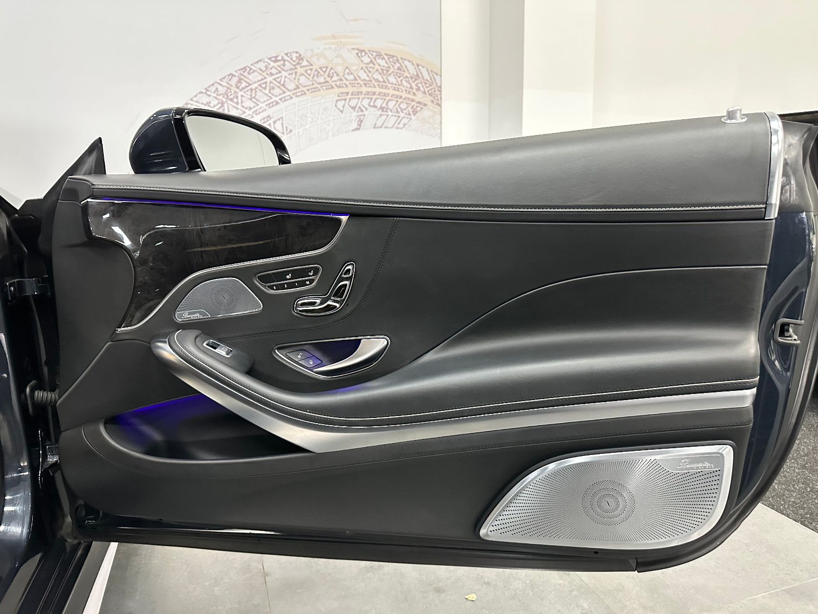 Fahrzeugabbildung Mercedes-Benz S 63 AMG Coupe 4Matic*3D BURMESTER*BREMSEN NEU*