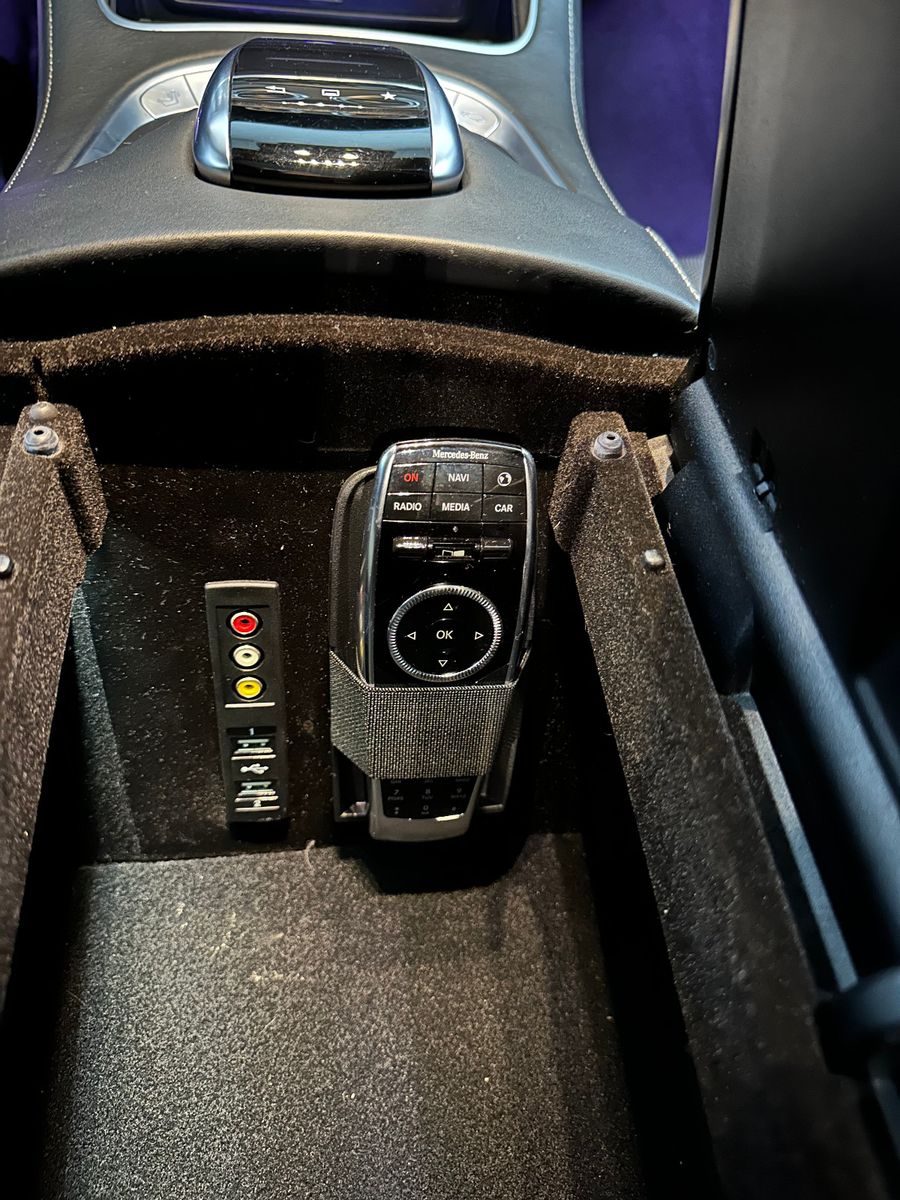 Fahrzeugabbildung Mercedes-Benz S 63 AMG Coupe 4Matic*3D BURMESTER*BREMSEN NEU*