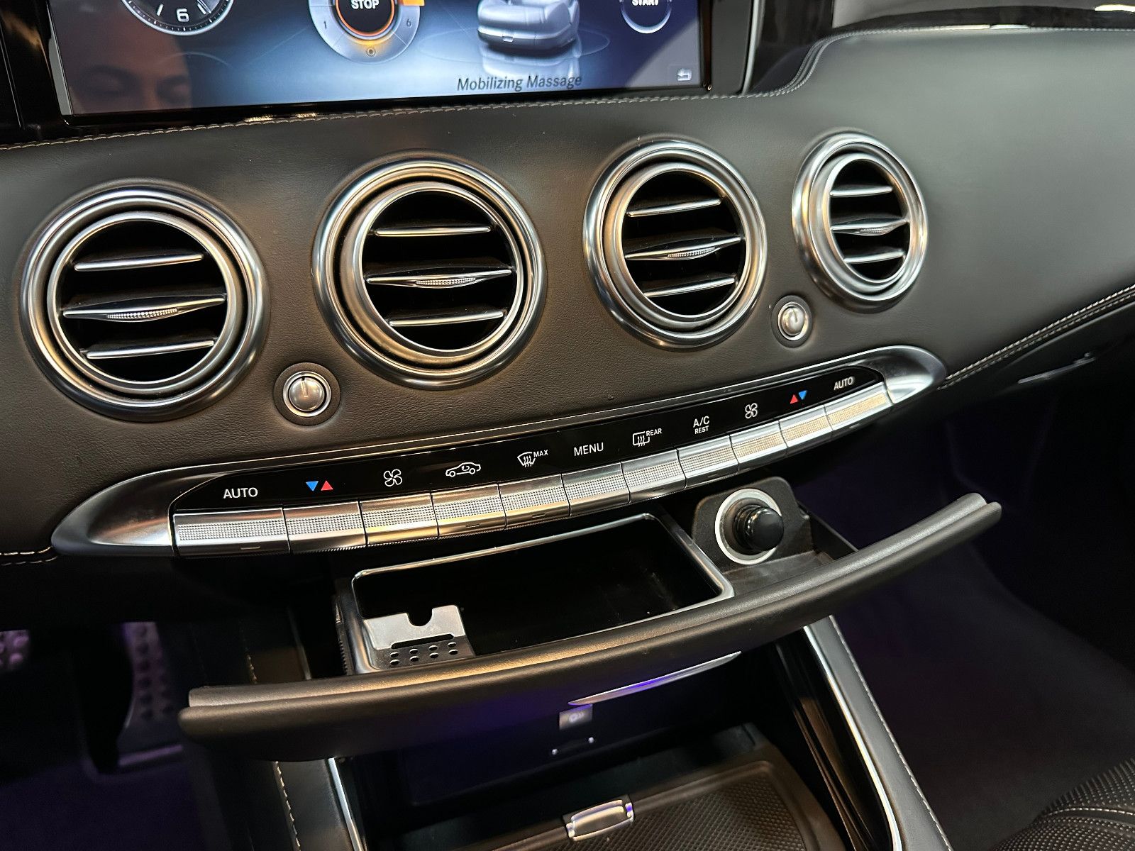 Fahrzeugabbildung Mercedes-Benz S 63 AMG Coupe 4Matic*3D BURMESTER*BREMSEN NEU*