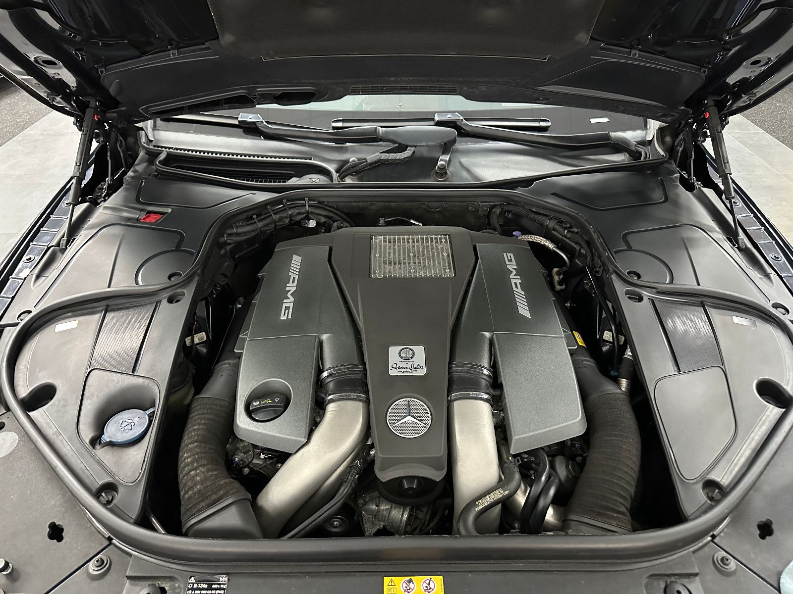 Fahrzeugabbildung Mercedes-Benz S 63 AMG Coupe 4Matic*3D BURMESTER*BREMSEN NEU*