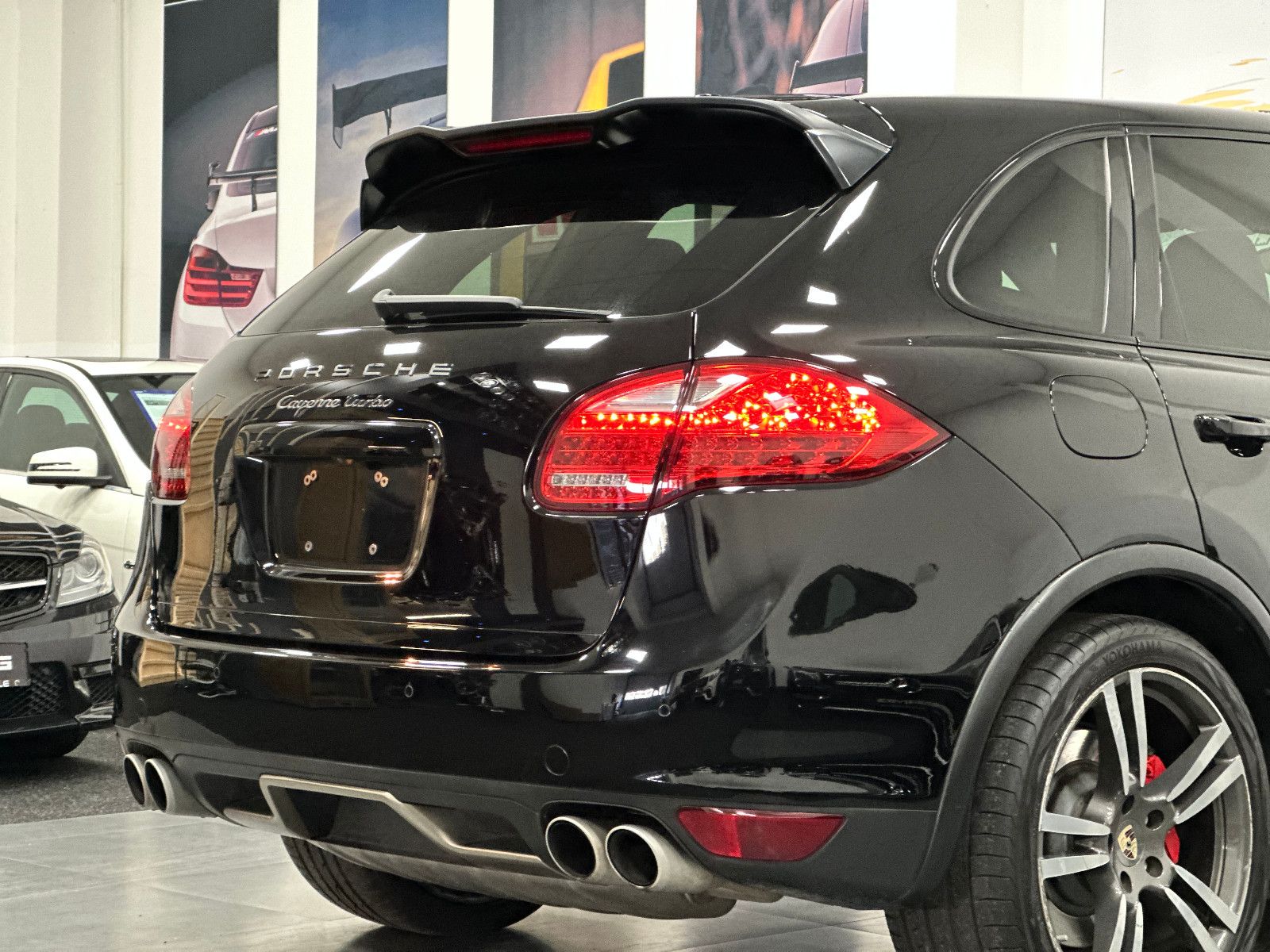 Fahrzeugabbildung Porsche Cayenne Turbo Burmester Memory Schiebedach
