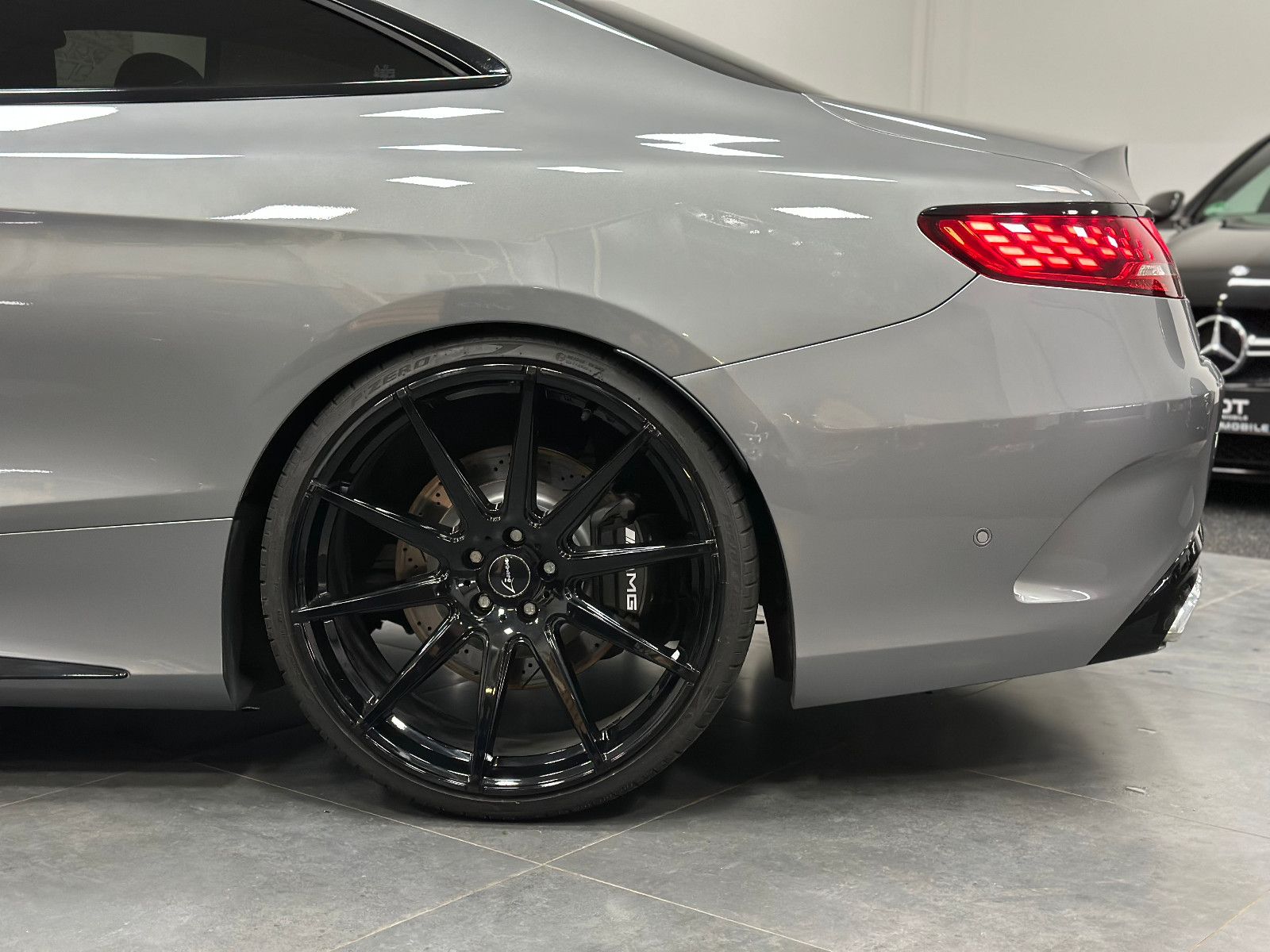 Fahrzeugabbildung Mercedes-Benz S 63 AMG Coupe 4Matic *Bremsen Neu*OLED*22 ZOLL*