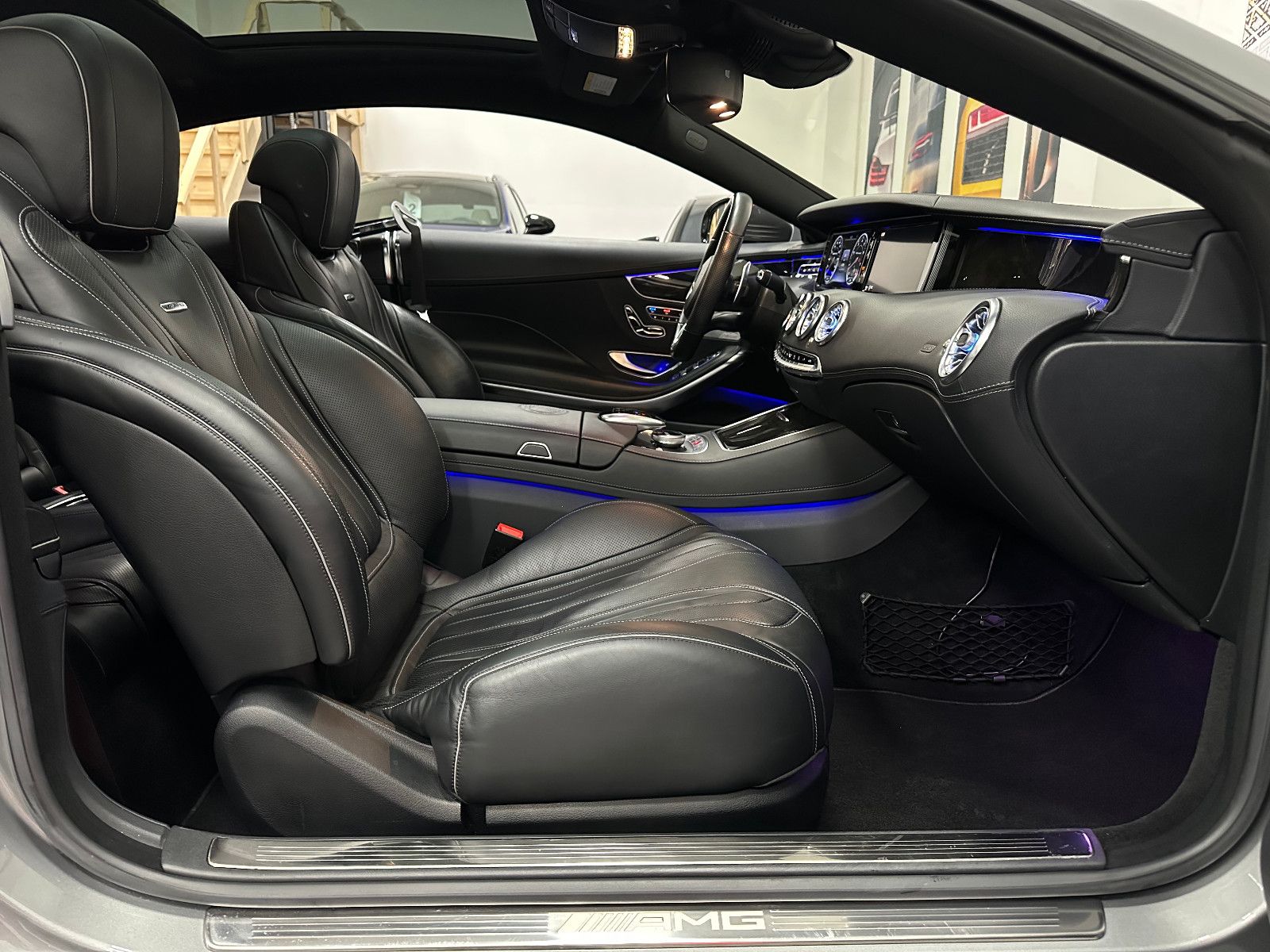 Fahrzeugabbildung Mercedes-Benz S 63 AMG Coupe 4Matic *Bremsen Neu*OLED*22 ZOLL*