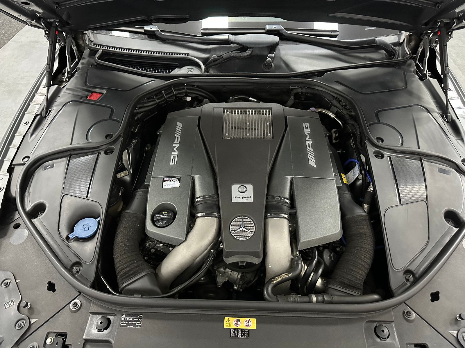 Fahrzeugabbildung Mercedes-Benz S 63 AMG Coupe 4Matic *Bremsen Neu*OLED*22 ZOLL*