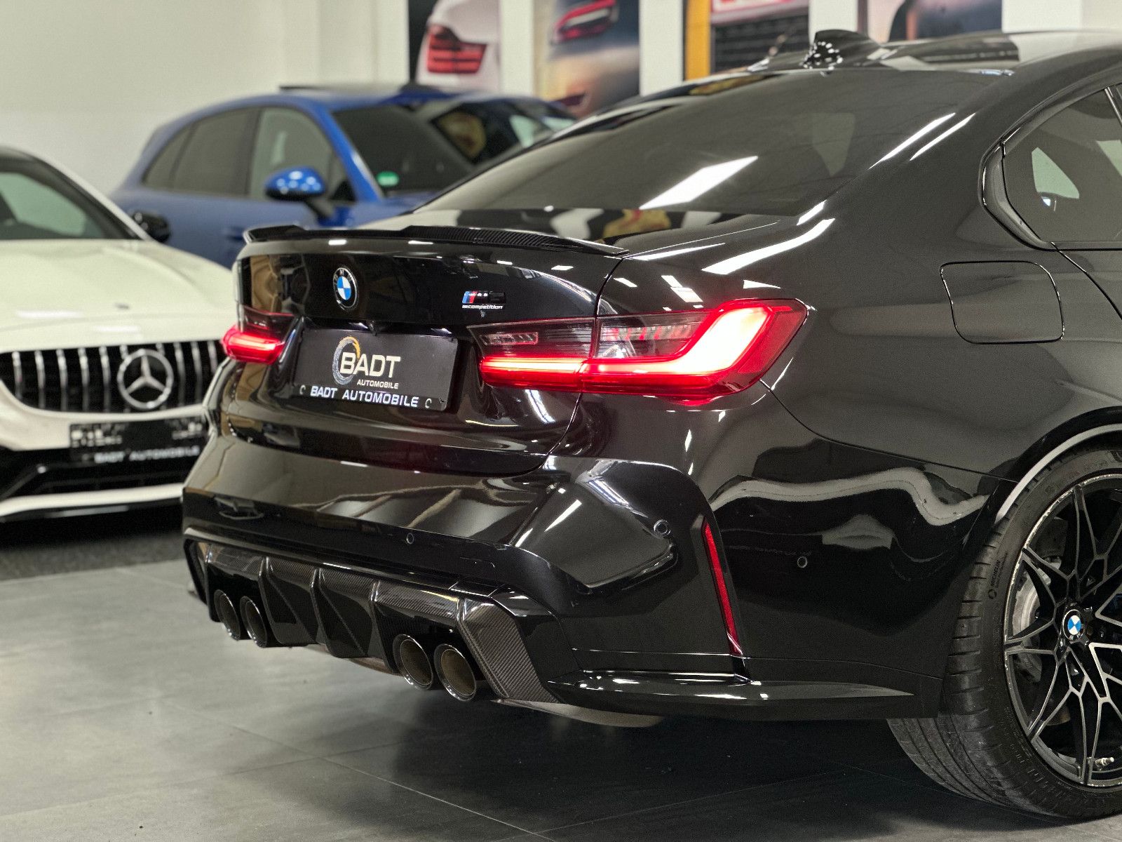 Fahrzeugabbildung BMW M3 Lim. Competition*CARBON+PERF. SITZE*360°*