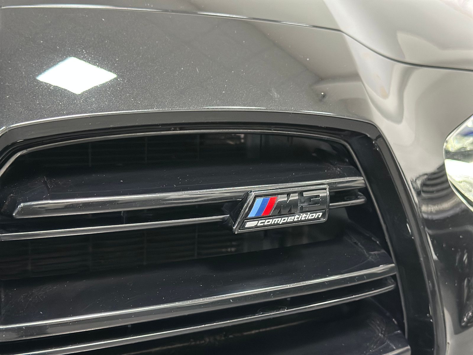 Fahrzeugabbildung BMW M3 Lim. Competition*CARBON+PERF. SITZE*360°*