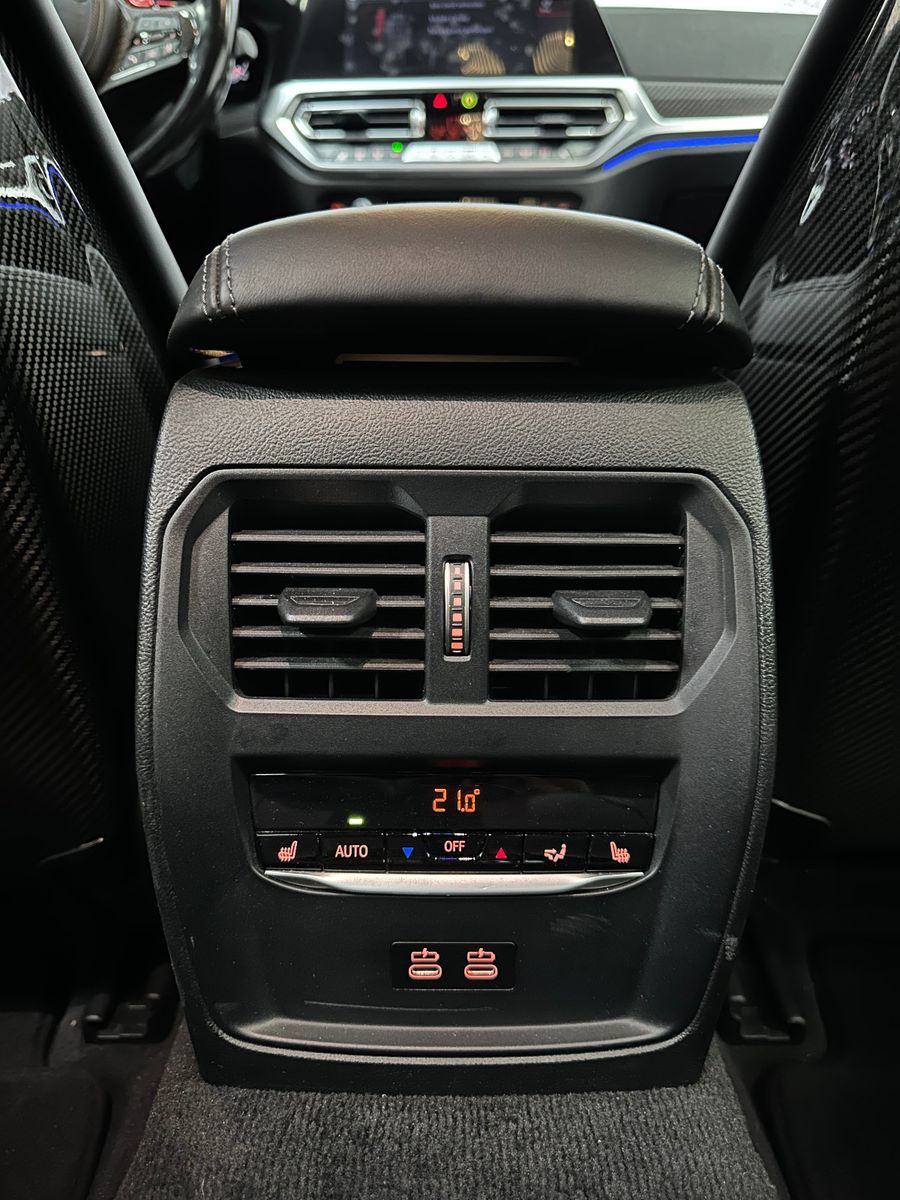 Fahrzeugabbildung BMW M3 Lim. Competition*CARBON+PERF. SITZE*360°*