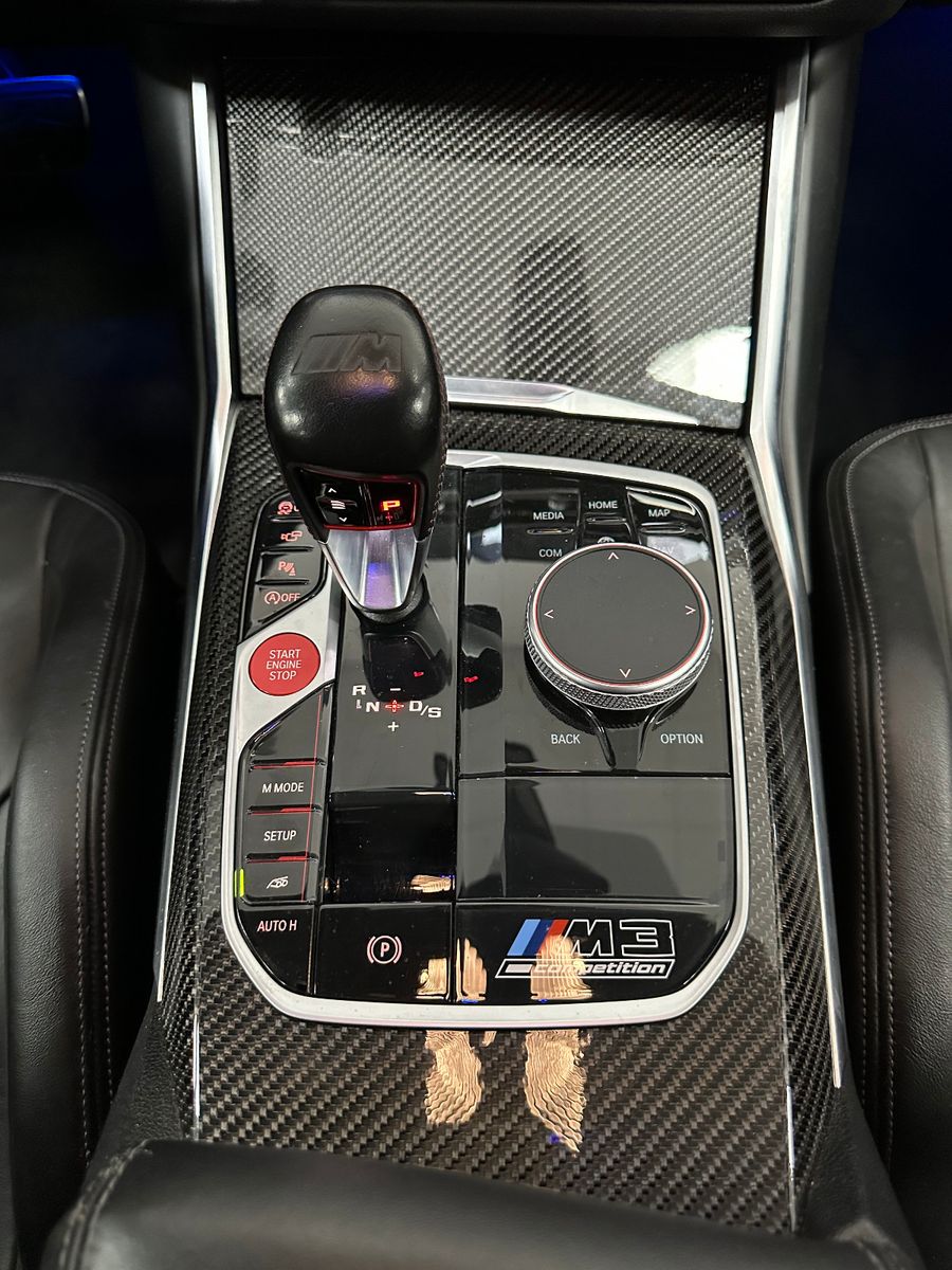 Fahrzeugabbildung BMW M3 Lim. Competition*CARBON+PERF. SITZE*360°*