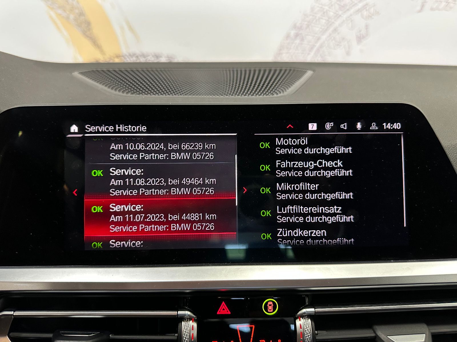 Fahrzeugabbildung BMW M3 Lim. Competition*CARBON+PERF. SITZE*360°*