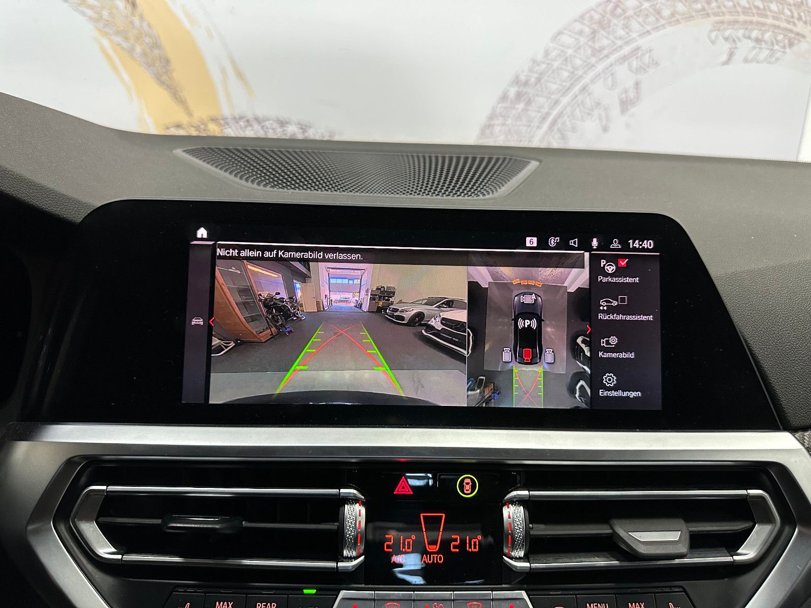 Fahrzeugabbildung BMW M3 Lim. Competition*CARBON+PERF. SITZE*360°*