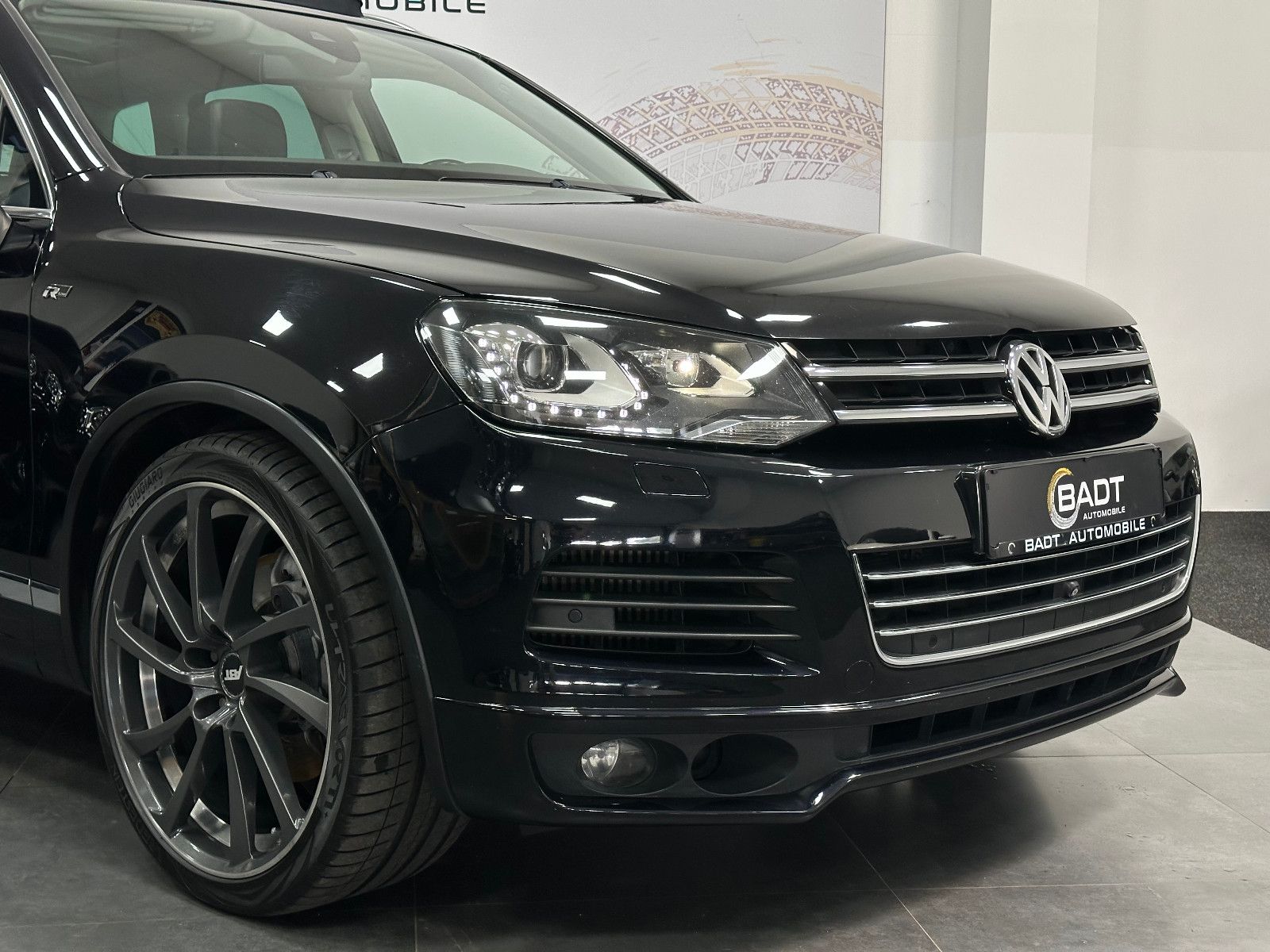 Fahrzeugabbildung Volkswagen Touareg V8 TDI ABT R-LINE DYNAUDIO AHK PANO 22"