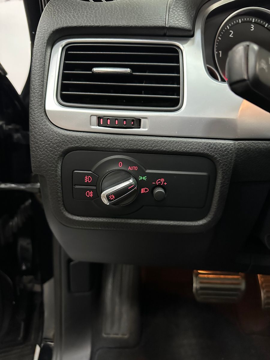 Fahrzeugabbildung Volkswagen Touareg V8 TDI ABT R-LINE DYNAUDIO AHK PANO 22"