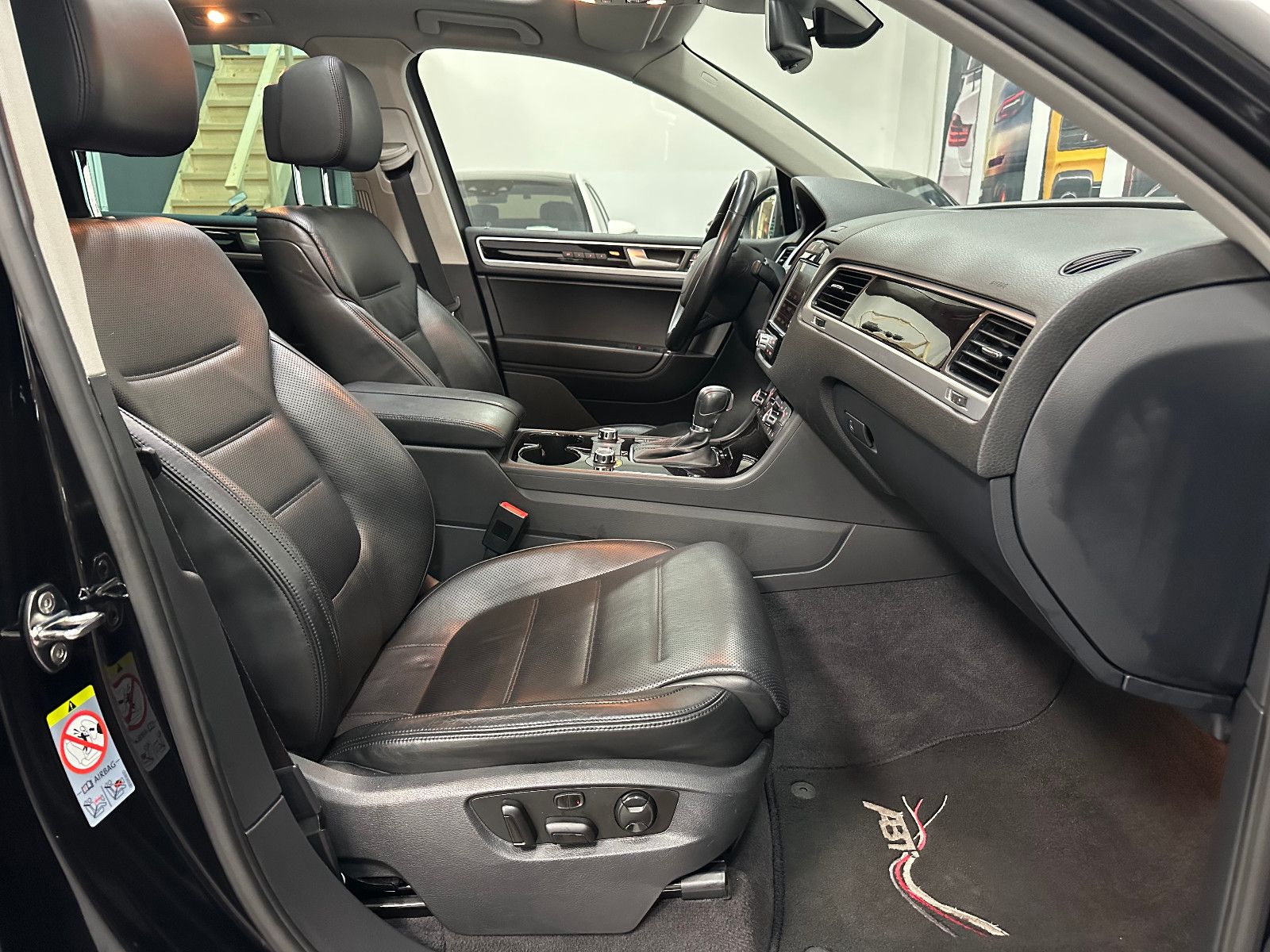 Fahrzeugabbildung Volkswagen Touareg V8 TDI ABT R-LINE DYNAUDIO AHK PANO 22"
