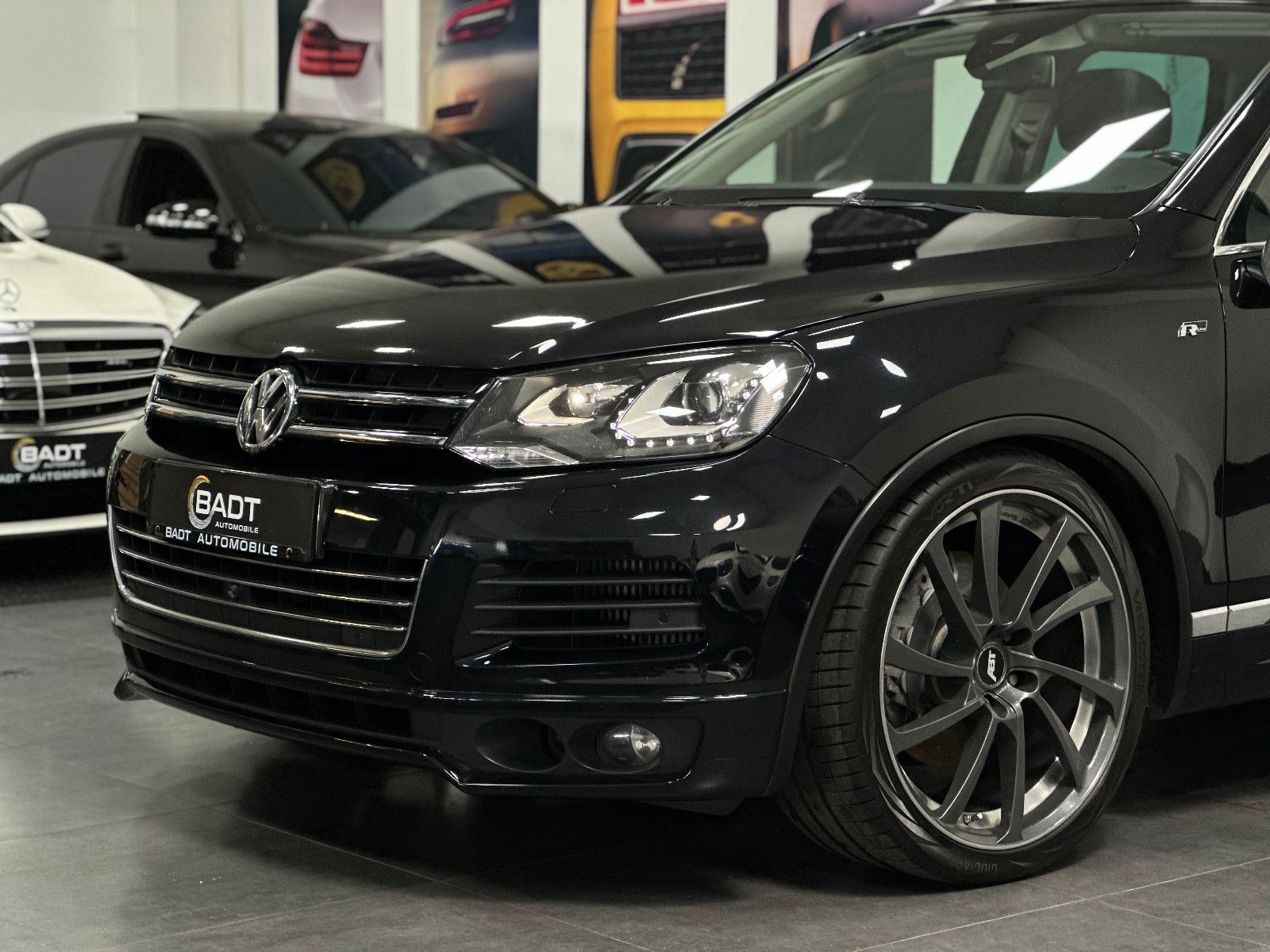 Fahrzeugabbildung Volkswagen Touareg V8 TDI ABT R-LINE DYNAUDIO AHK PANO 22"