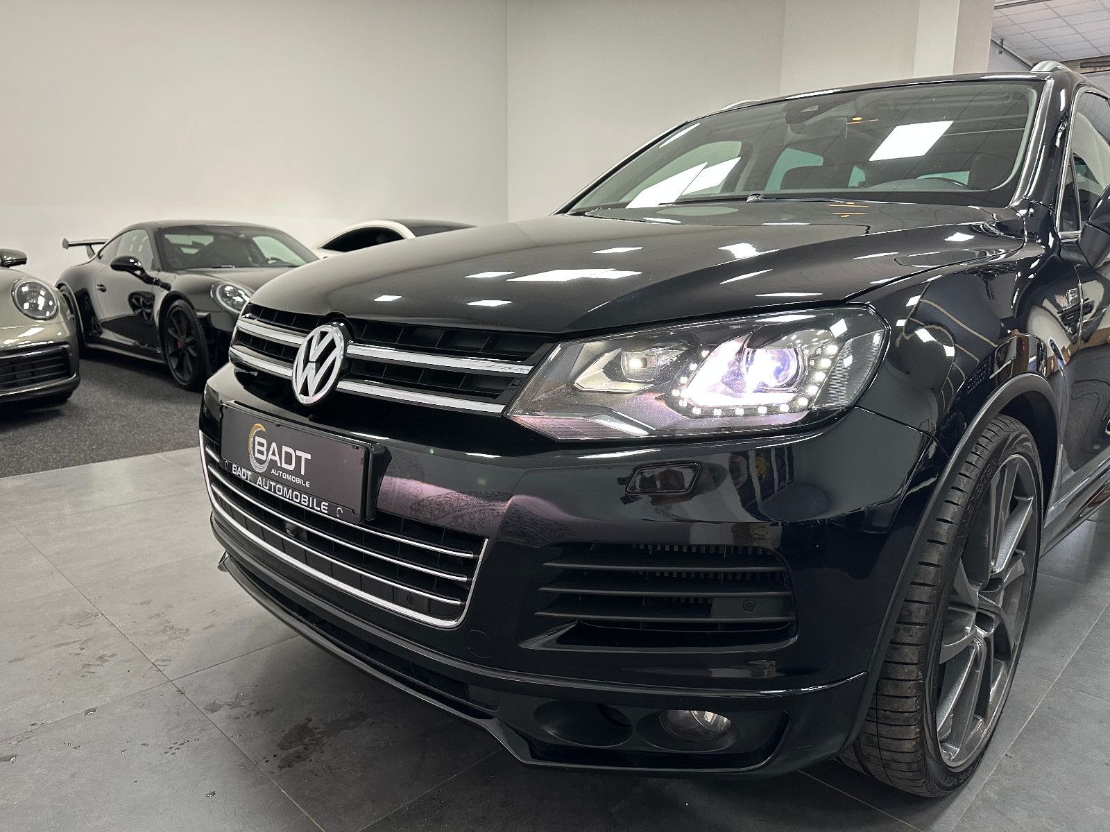 Fahrzeugabbildung Volkswagen Touareg V8 TDI ABT R-LINE DYNAUDIO AHK PANO 22"