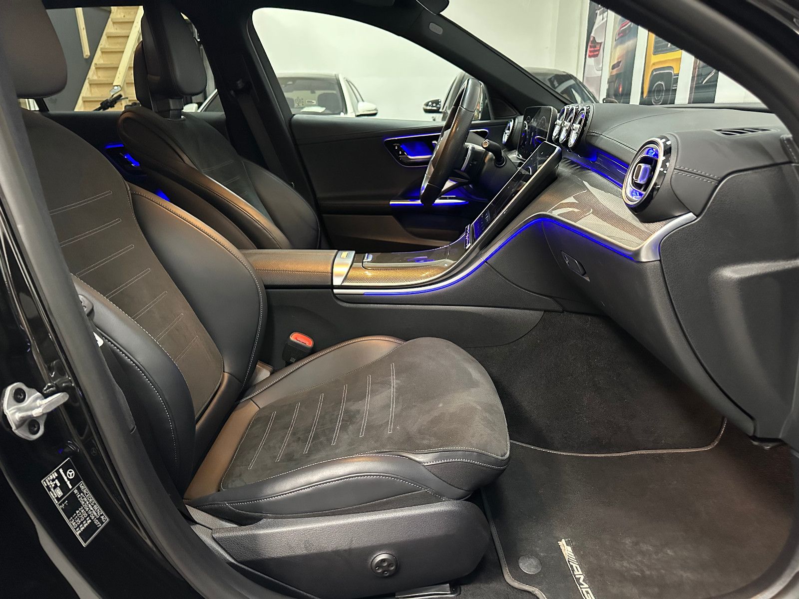 Fahrzeugabbildung Mercedes-Benz C 300 d T-Modell *AMG Line*DTR*360°*MEMORY*