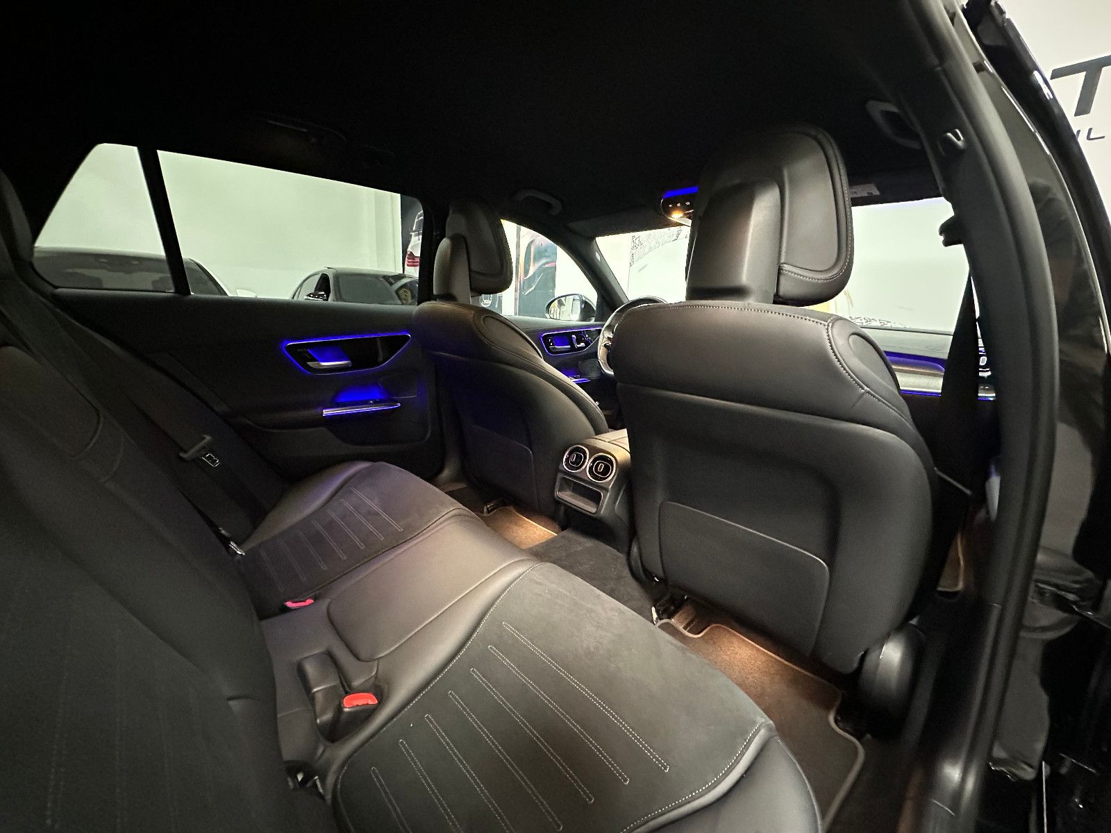 Fahrzeugabbildung Mercedes-Benz C 300 d T-Modell *AMG Line*DTR*360°*MEMORY*