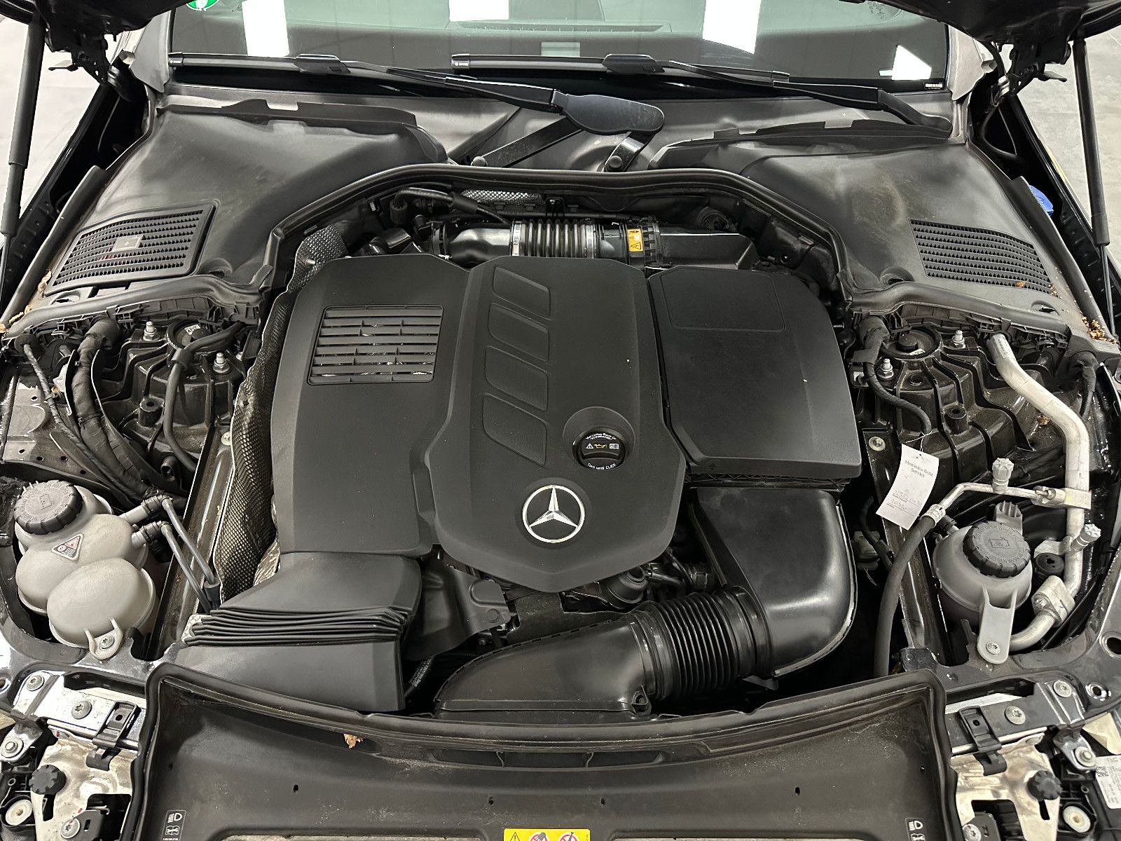 Fahrzeugabbildung Mercedes-Benz C 300 d T-Modell *AMG Line*DTR*360°*MEMORY*