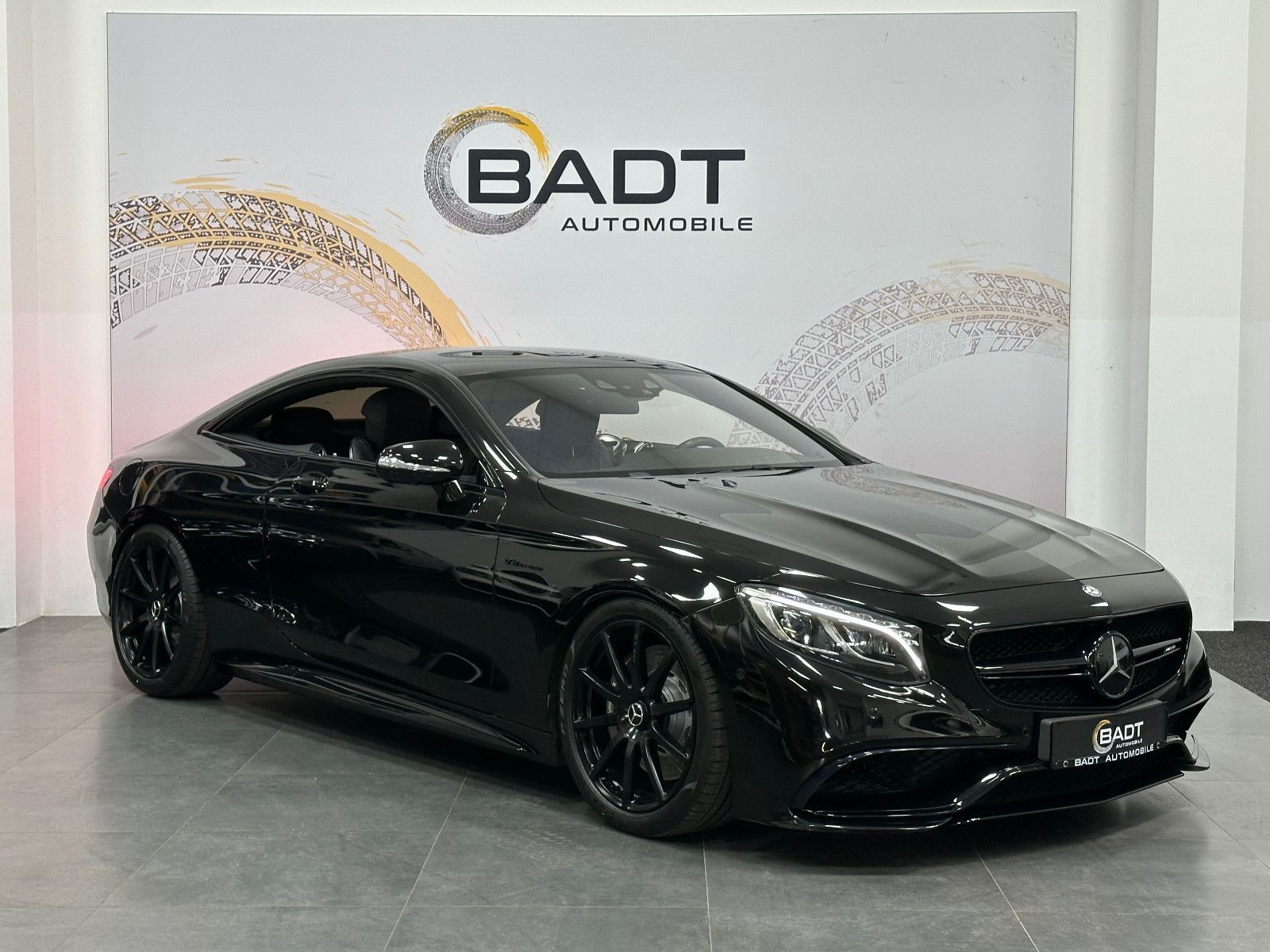 Fahrzeugabbildung Mercedes-Benz S 63 AMG 4Matic *Reifen NEU*Bremsen Neu*