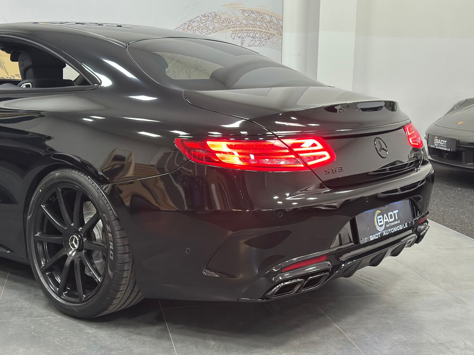 Fahrzeugabbildung Mercedes-Benz S 63 AMG 4Matic *Reifen NEU*Bremsen Neu*
