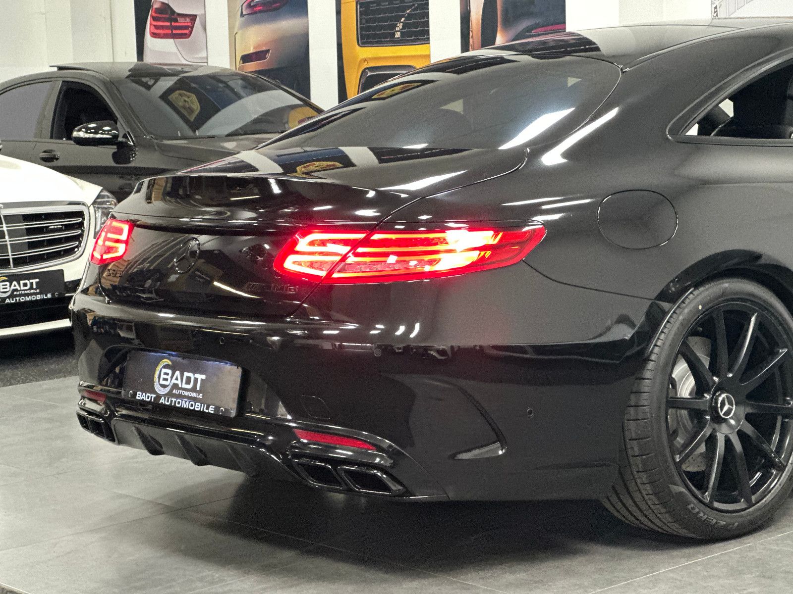 Fahrzeugabbildung Mercedes-Benz S 63 AMG 4Matic *Reifen NEU*Bremsen Neu*