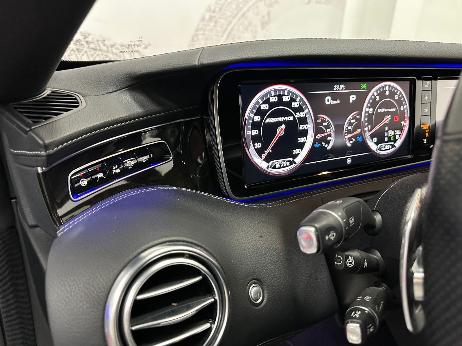 Fahrzeugabbildung Mercedes-Benz S 63 AMG 4Matic *Reifen NEU*Bremsen Neu*