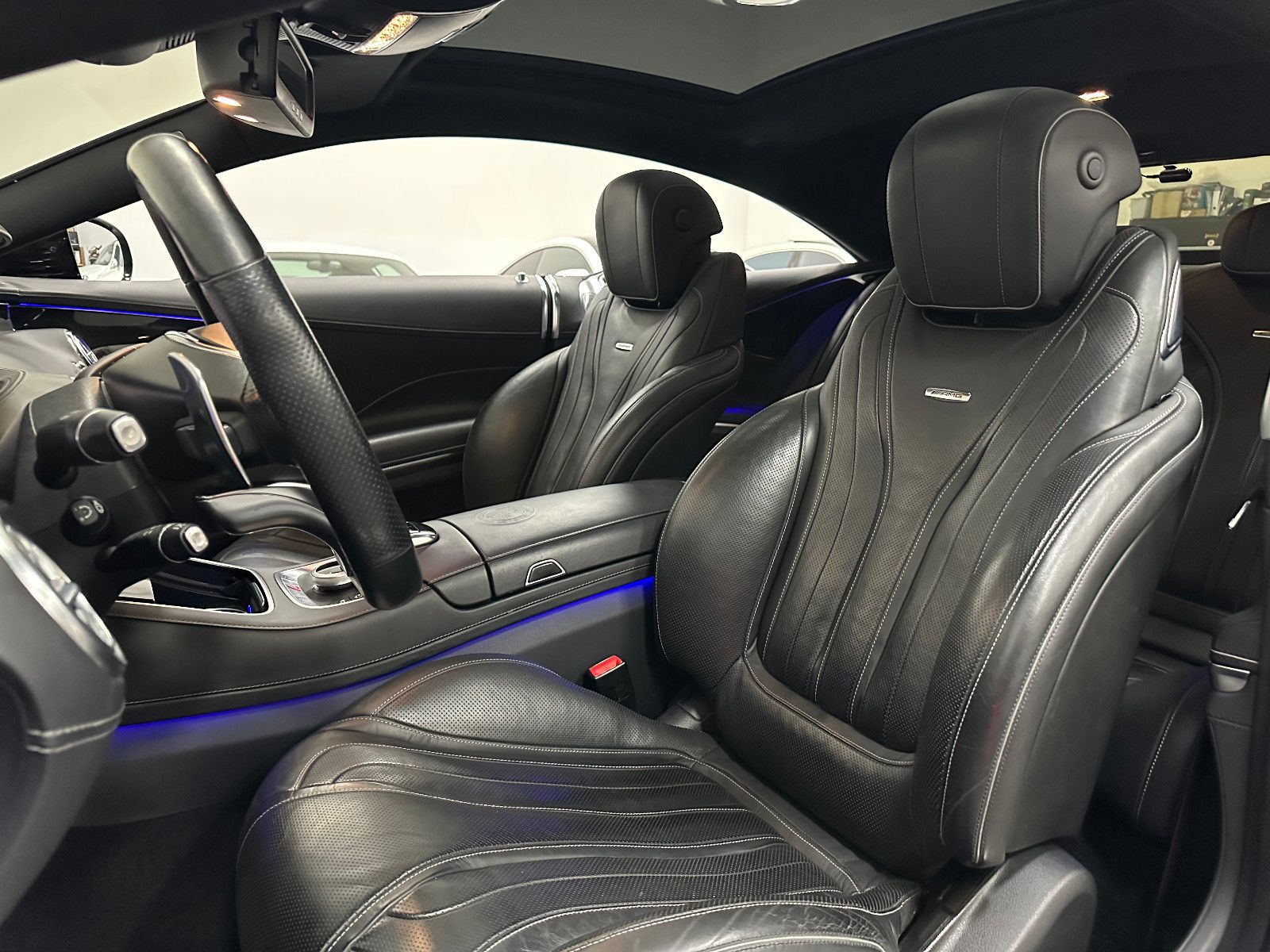 Fahrzeugabbildung Mercedes-Benz S 63 AMG 4Matic *Reifen NEU*Bremsen Neu*