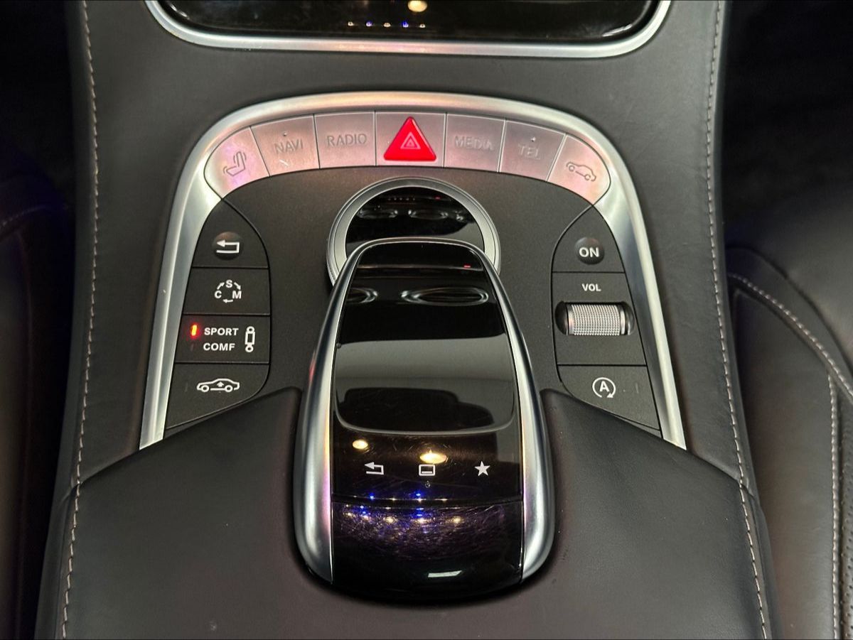 Fahrzeugabbildung Mercedes-Benz S 63 AMG 4Matic *Reifen NEU*Bremsen Neu*