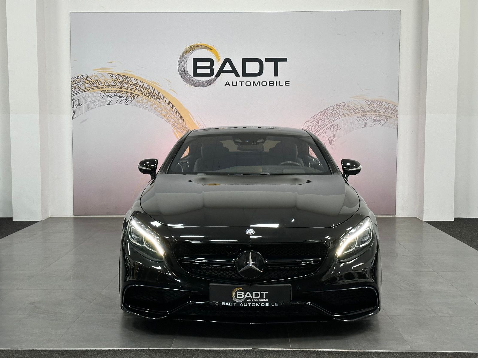 Fahrzeugabbildung Mercedes-Benz S 63 AMG 4Matic *Reifen NEU*Bremsen Neu*