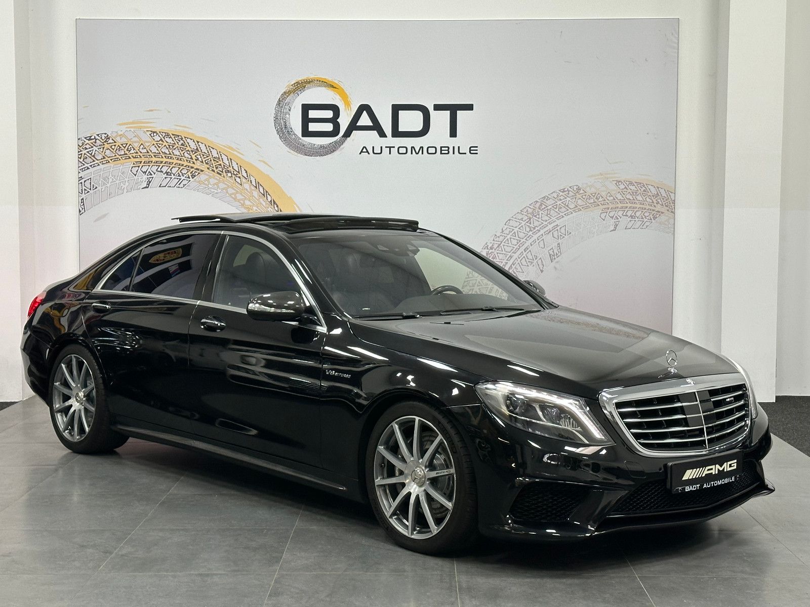 Fahrzeugabbildung Mercedes-Benz S 63 AMG 4Matic Lang*3D Burmester*PANO*Carbon 2