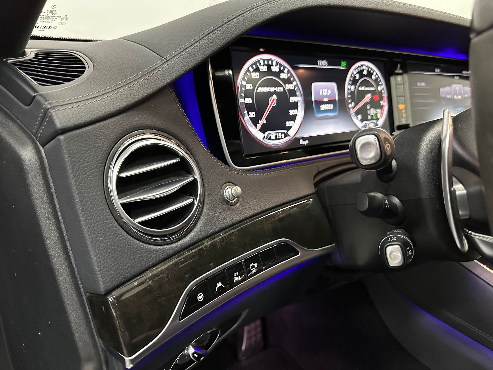 Fahrzeugabbildung Mercedes-Benz S 63 AMG 4Matic Lang*3D Burmester*PANO*Carbon 2