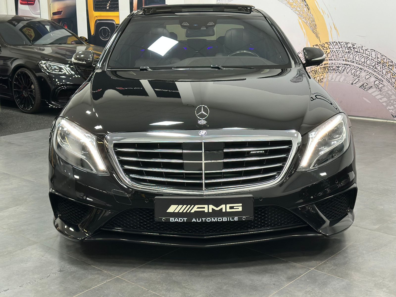 Fahrzeugabbildung Mercedes-Benz S 63 AMG 4Matic Lang*3D Burmester*PANO*Carbon 2