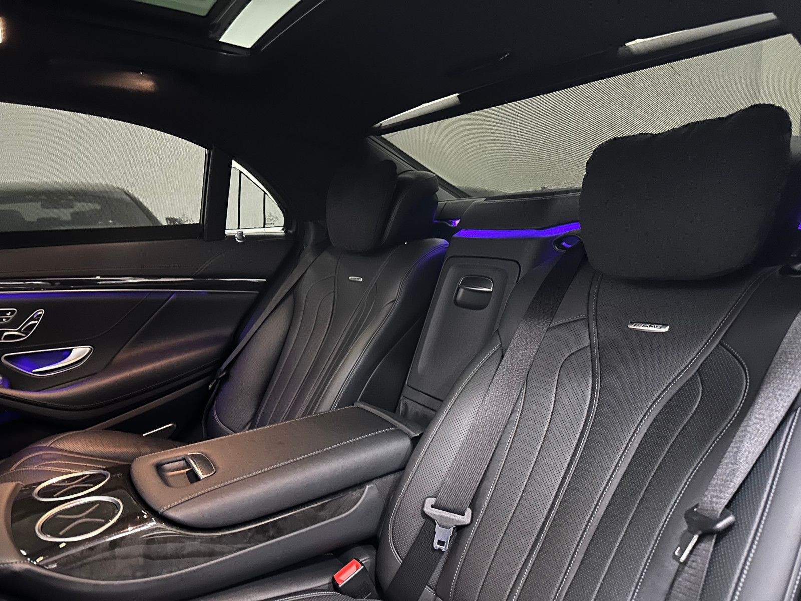 Fahrzeugabbildung Mercedes-Benz S 63 AMG 4Matic Lang*3D Burmester*PANO*Carbon 2