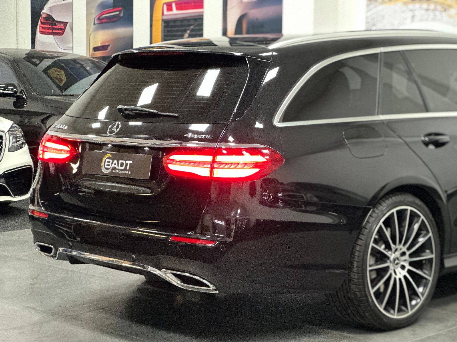 Fahrzeugabbildung Mercedes-Benz E 400 d 4-Matic T-Modell *AMG*360°*DTR*AHK*STHZ*