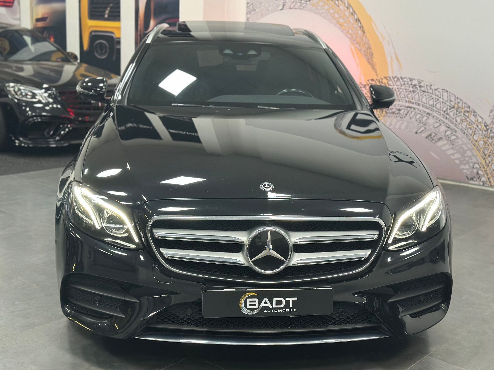 Fahrzeugabbildung Mercedes-Benz E 400 d 4-Matic T-Modell *AMG*360°*DTR*AHK*STHZ*