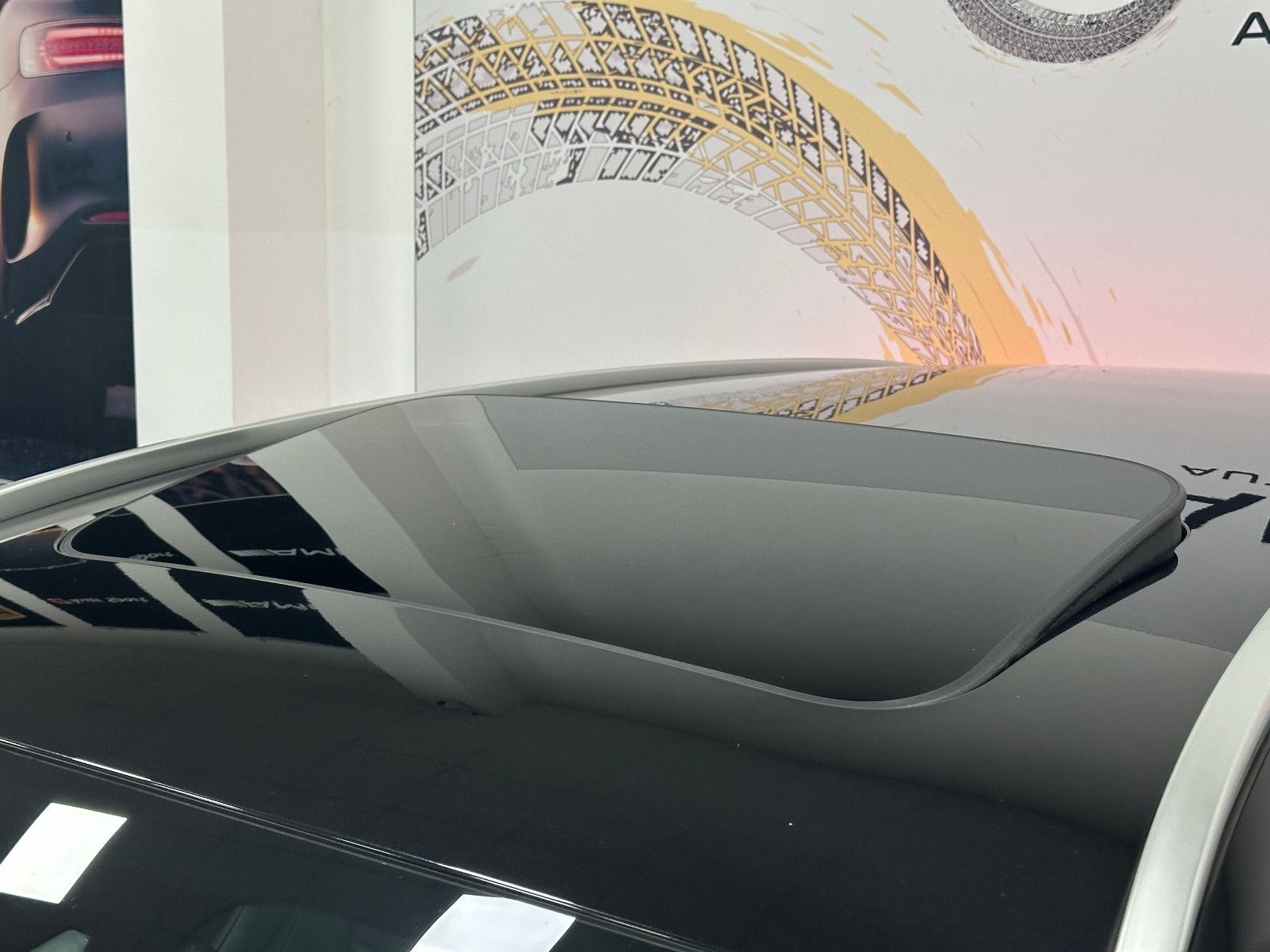 Fahrzeugabbildung Mercedes-Benz E 400 d 4-Matic T-Modell *AMG*360°*DTR*AHK*STHZ*